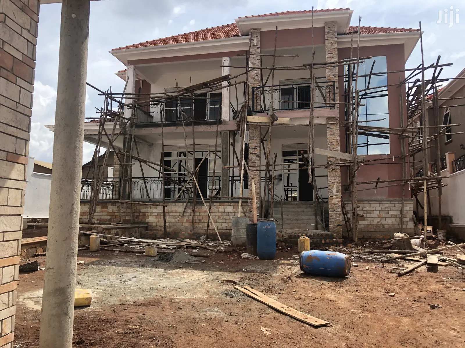 Kyanja Six Bedrooms Storeyed House On Sell in Kampala