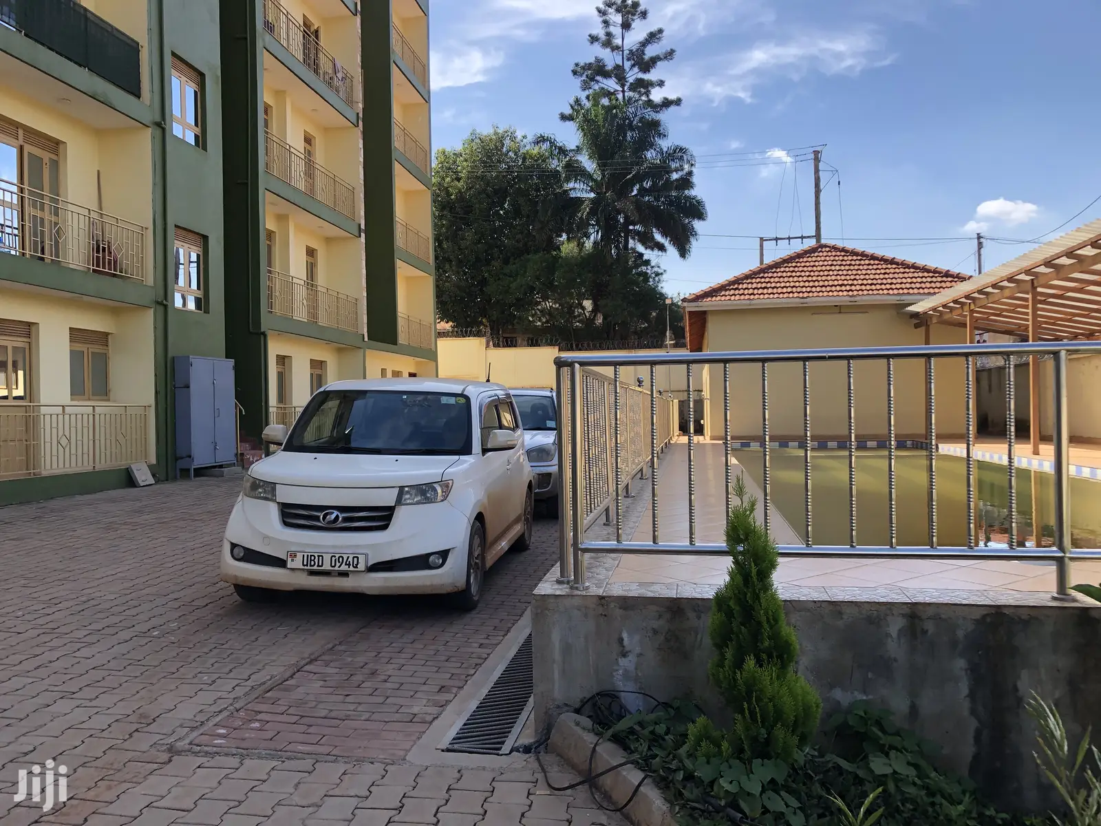 New,Bukoto Condominiums Wit Swimming Pool on Sell in Kampala
