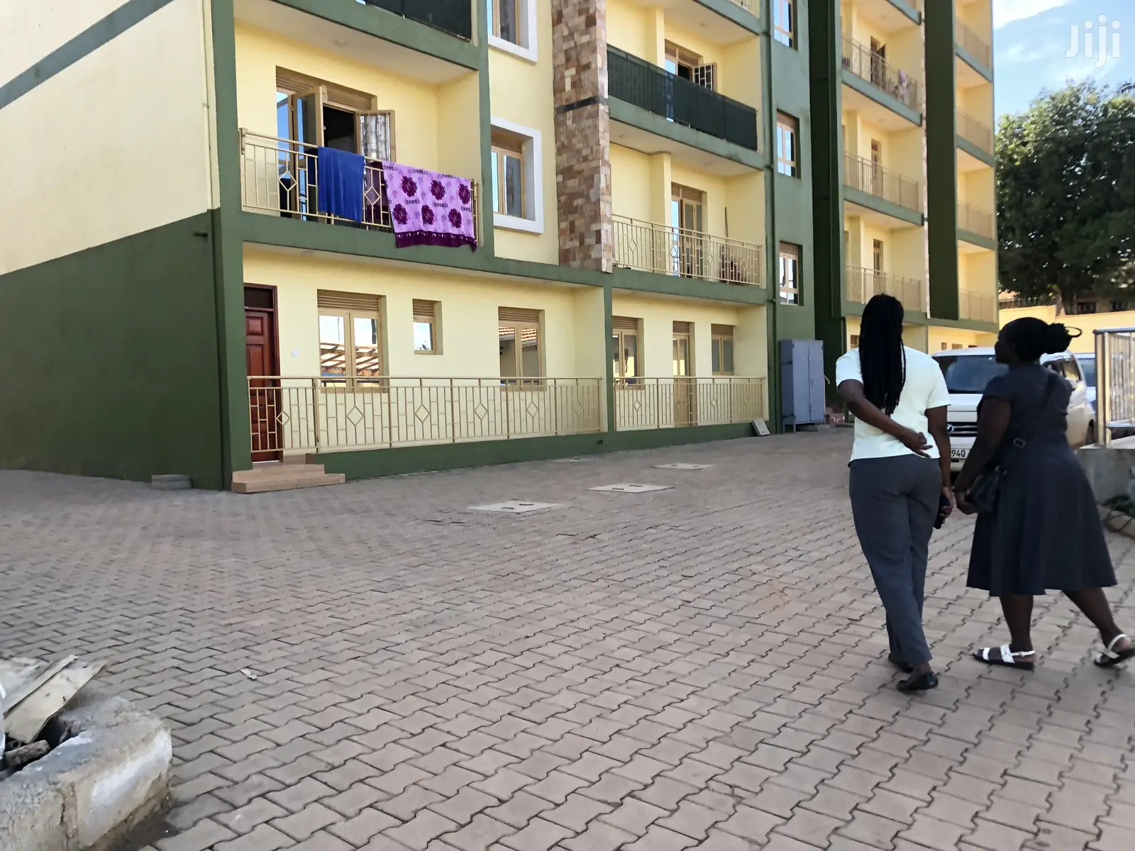 New,Bukoto Condominiums Wit Swimming Pool on Sell in Kampala
