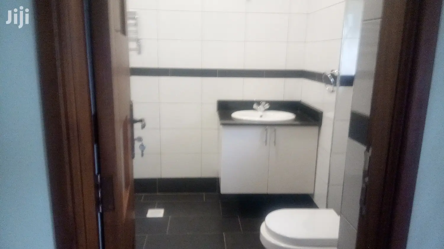 4 Bedroom House In Kololo For Rent in Kampala