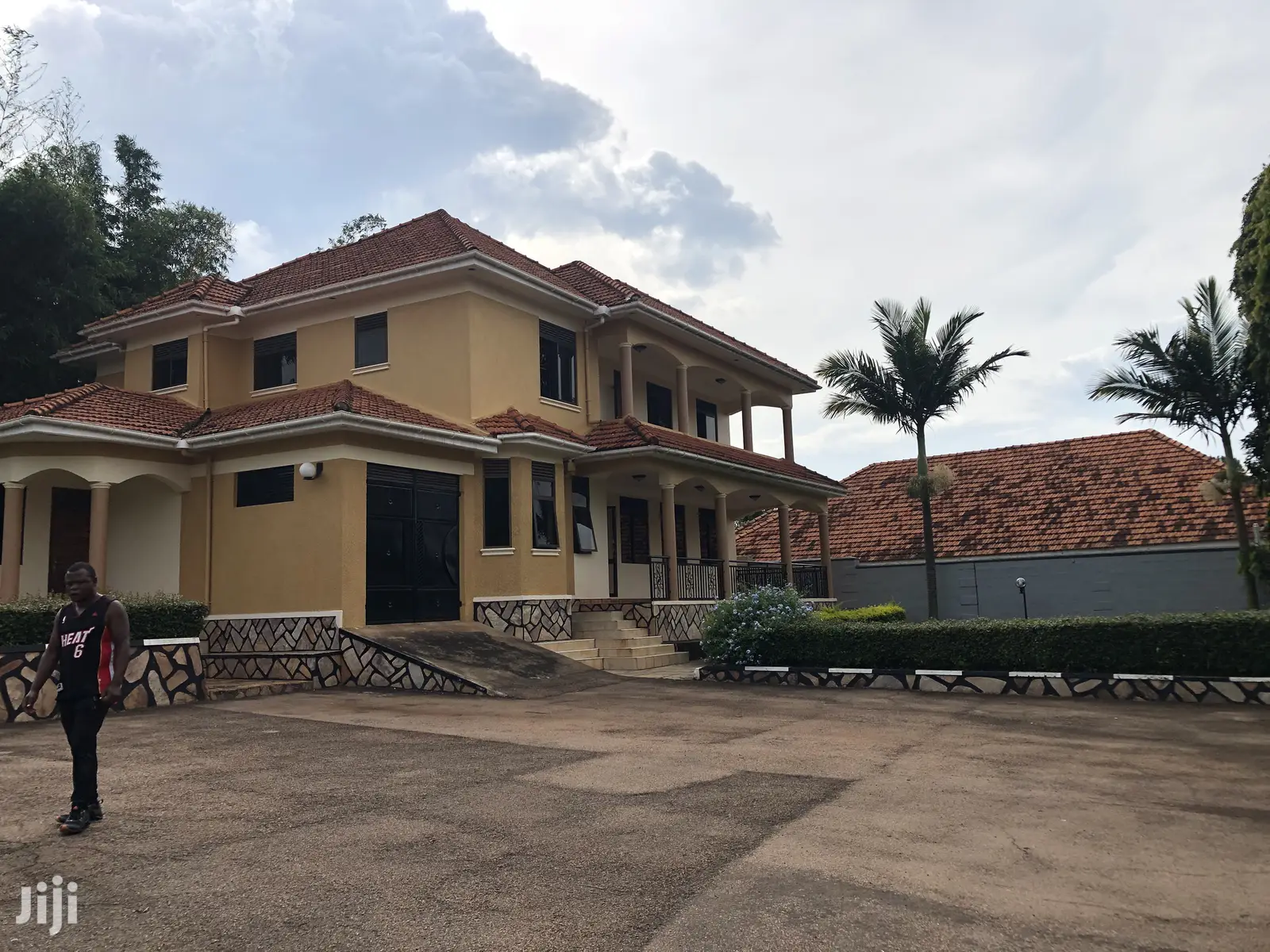 Bunga Mansion on Sell in Kampala