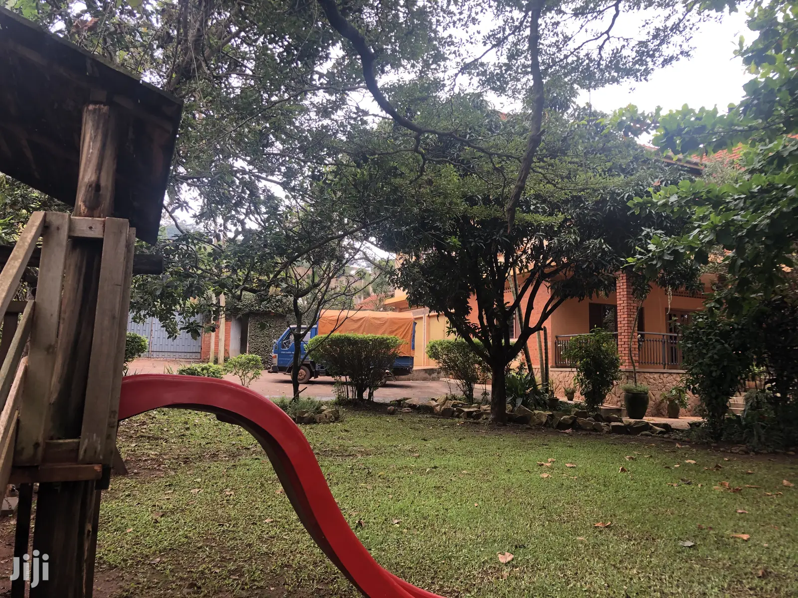Muyenga European Style Mansion On Sell in Kampala