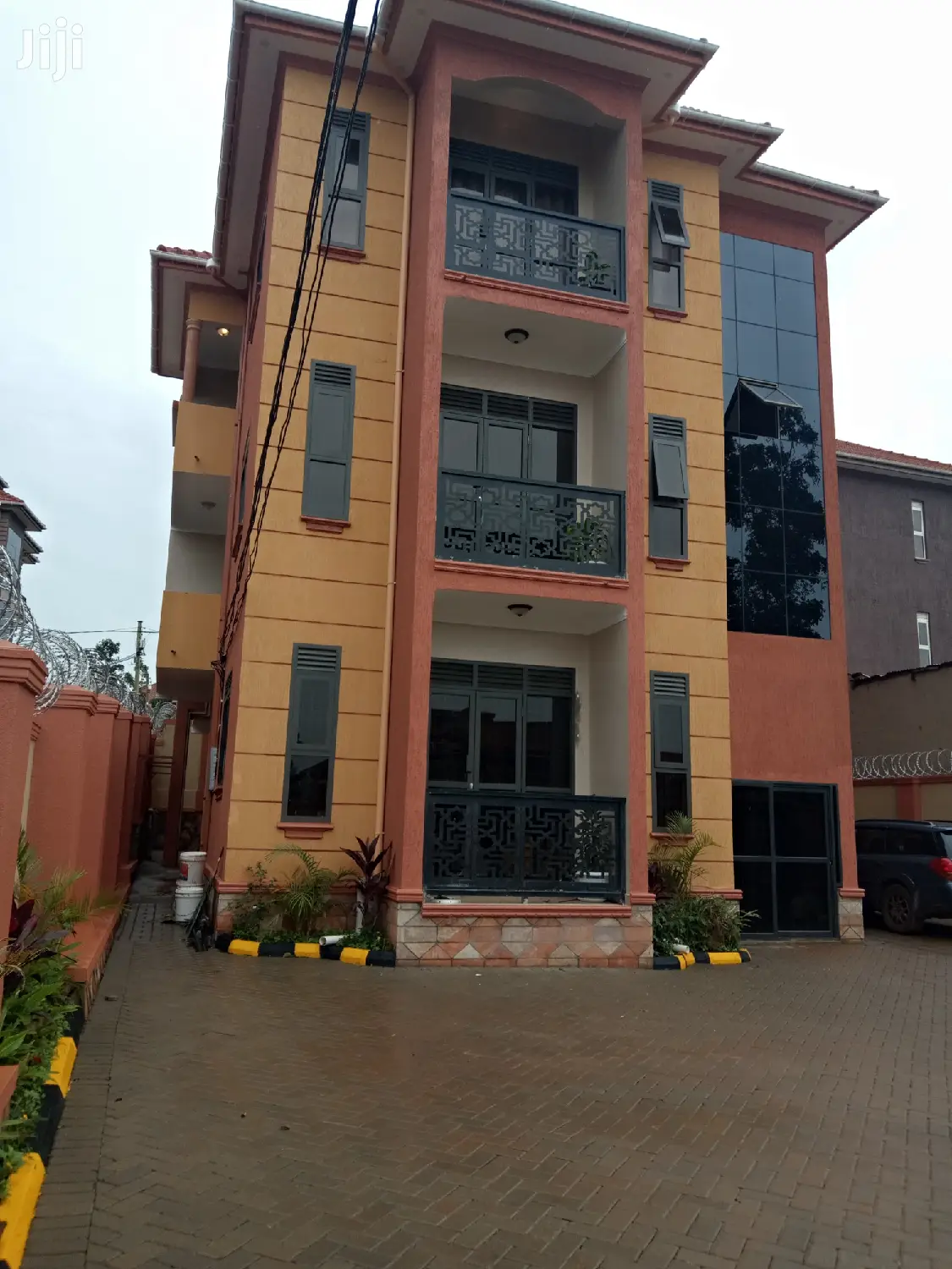 Apartments in Kisaasi on Sell in Kampala
