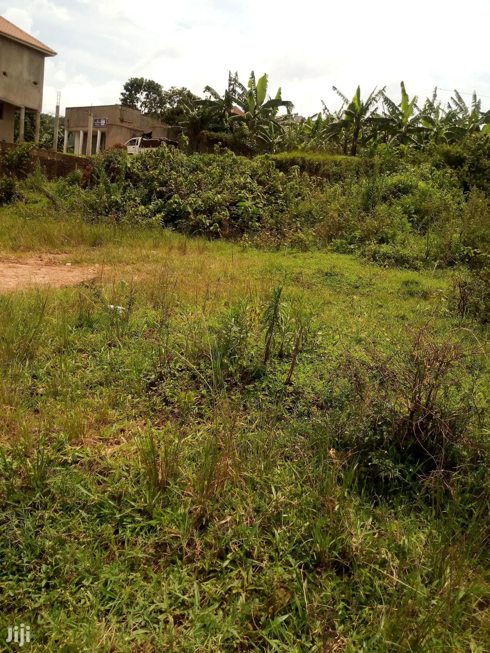 Plot for Sale 30x50ft 7.5m Ugx Lukwaga Setema Road in Central Division