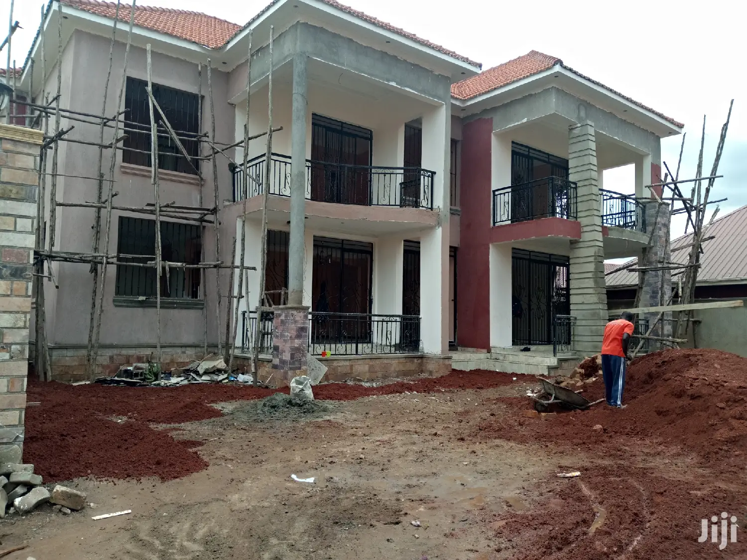 Mansion In Kira For Sell in Kampala