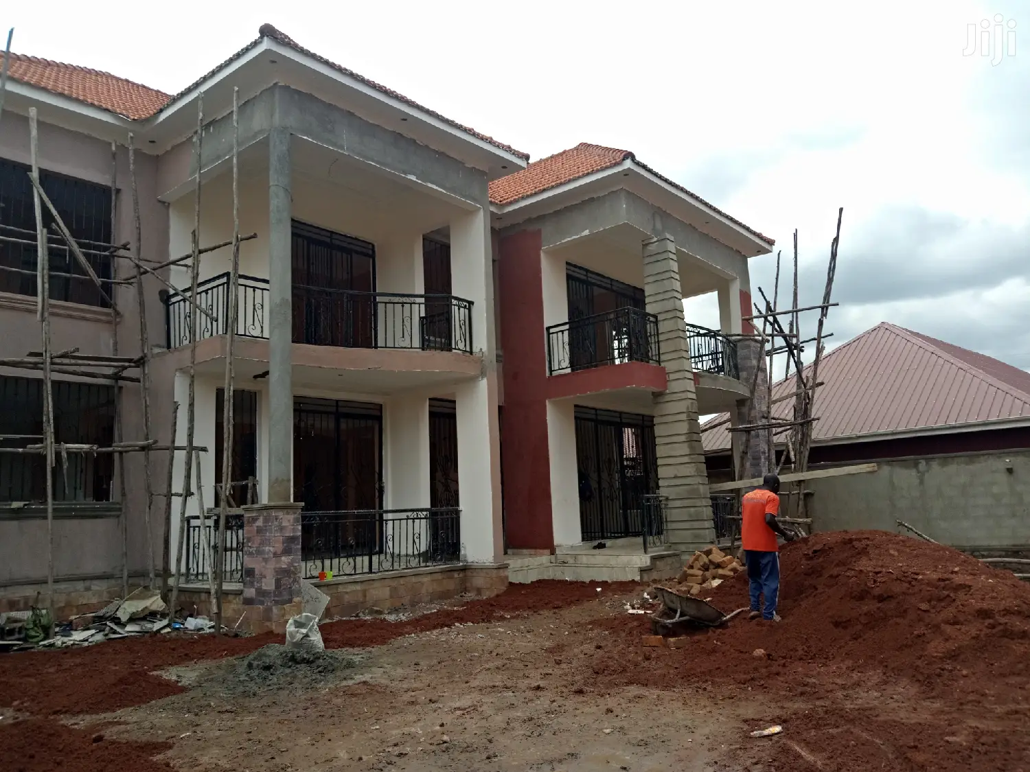 Mansion In Kira For Sell in Kampala