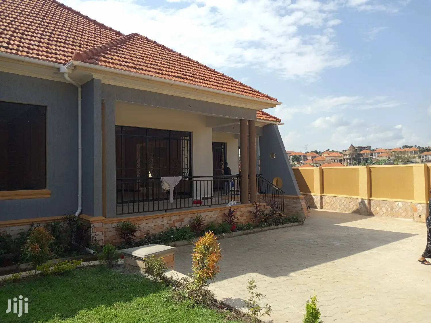 5 Bedroom House In Kira For Sale in Kampala