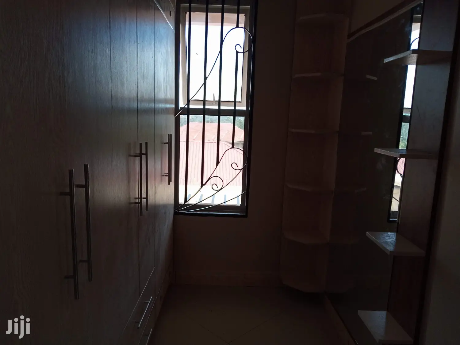 6 Bedroom House In Kira For Sale in Kampala