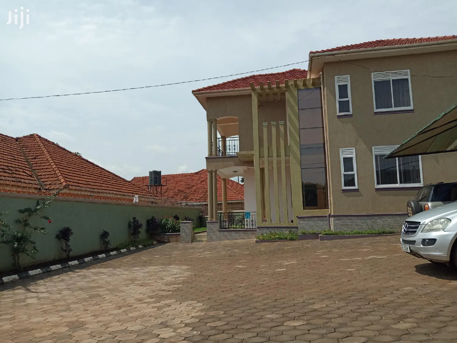 Epic Mansion in Kiwatule on Sell in Kampala