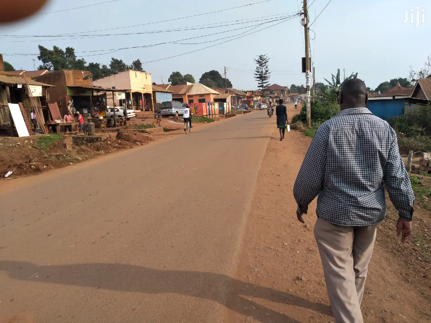 Very Sweet Commercial Plot Measuring Direct on Tarmac Rd in Kampala