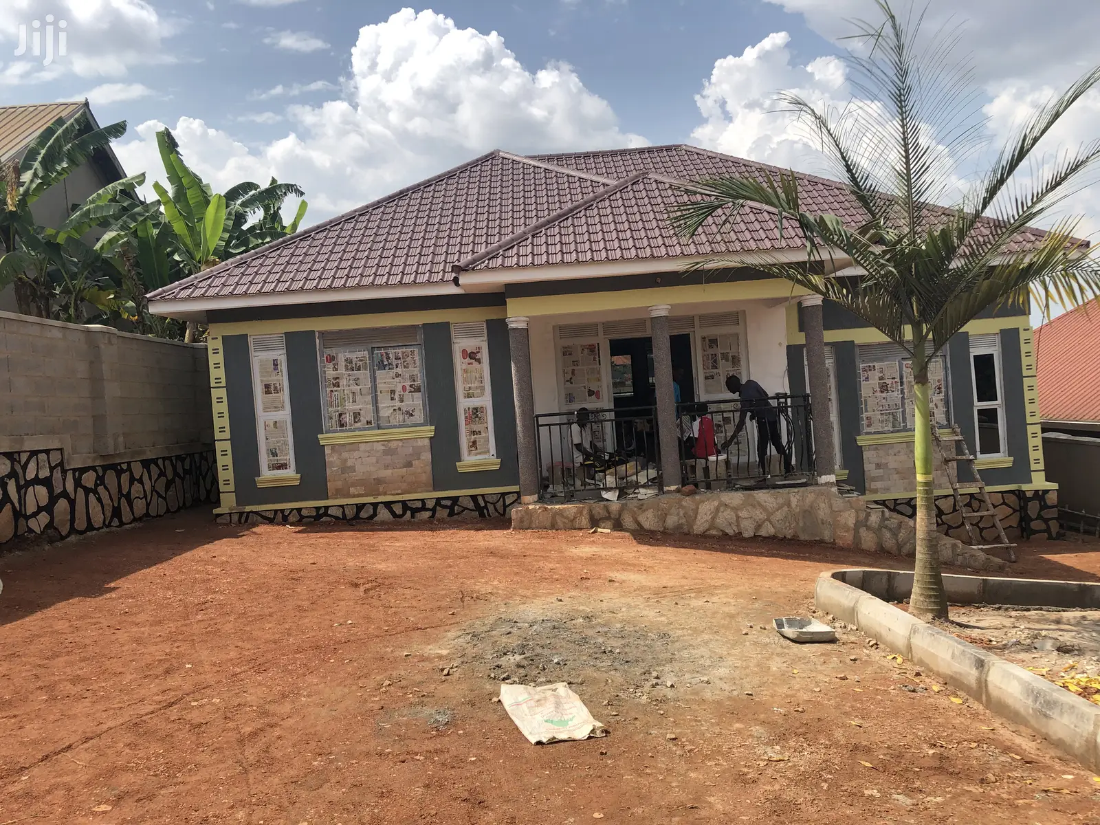 Kira Bungaloo on Sell in Kampala