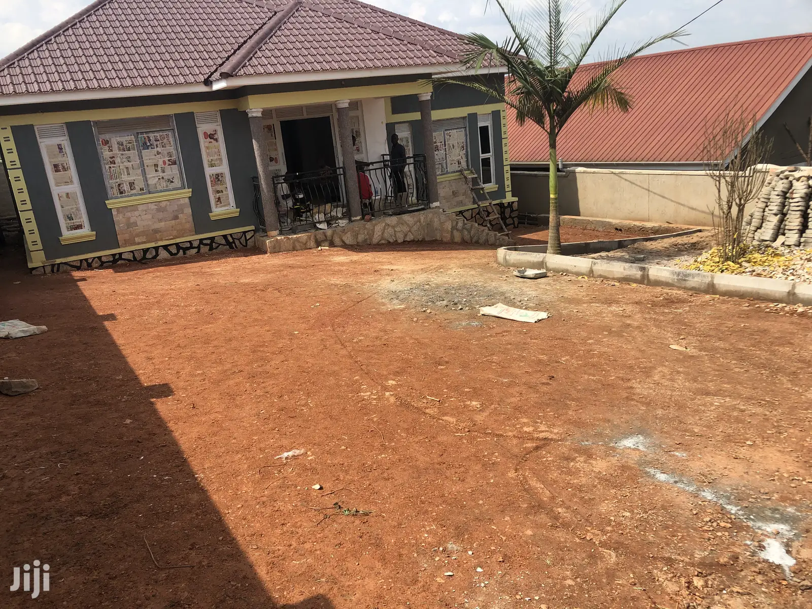 Kira Bungaloo on Sell in Kampala