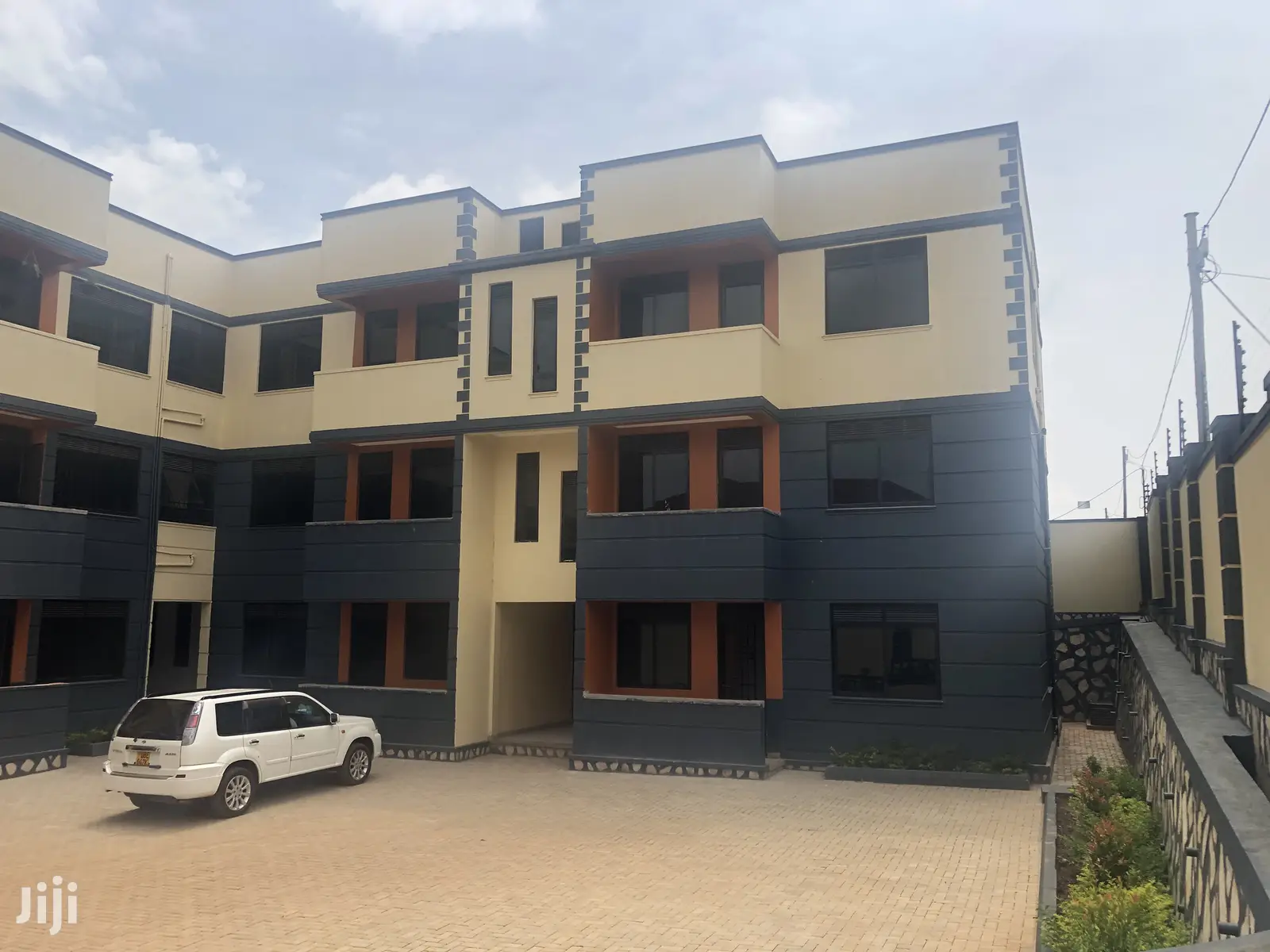 Kira 3 Bedroom Condominiums By The Tarmack On Sell in Kampala