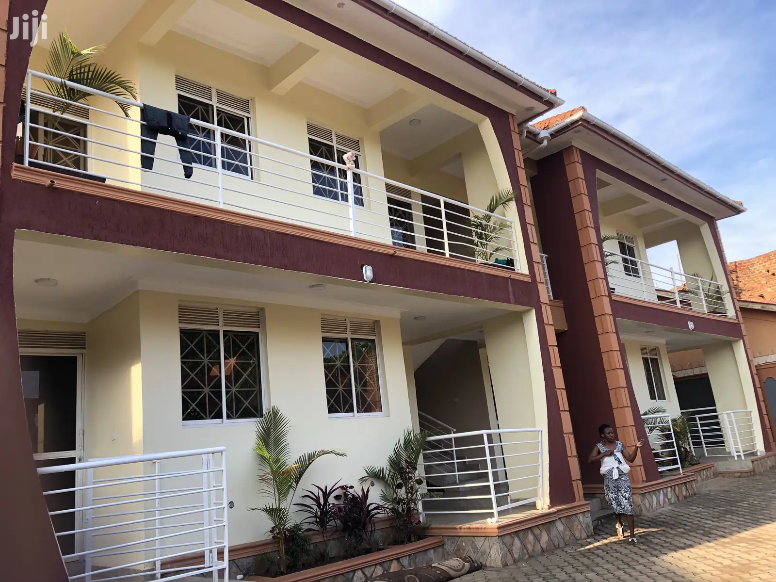 Apartments in Kyariwajara on Sale in Kampala