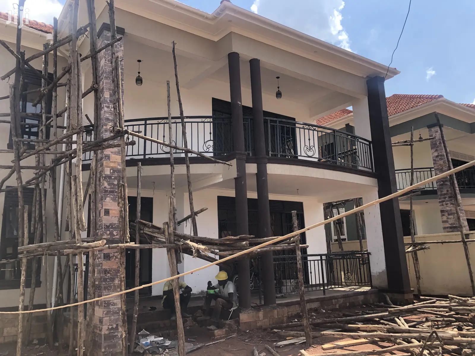 Hot,Kira Six Bedrooms Mansion Almost Complete on Sell in Kampala