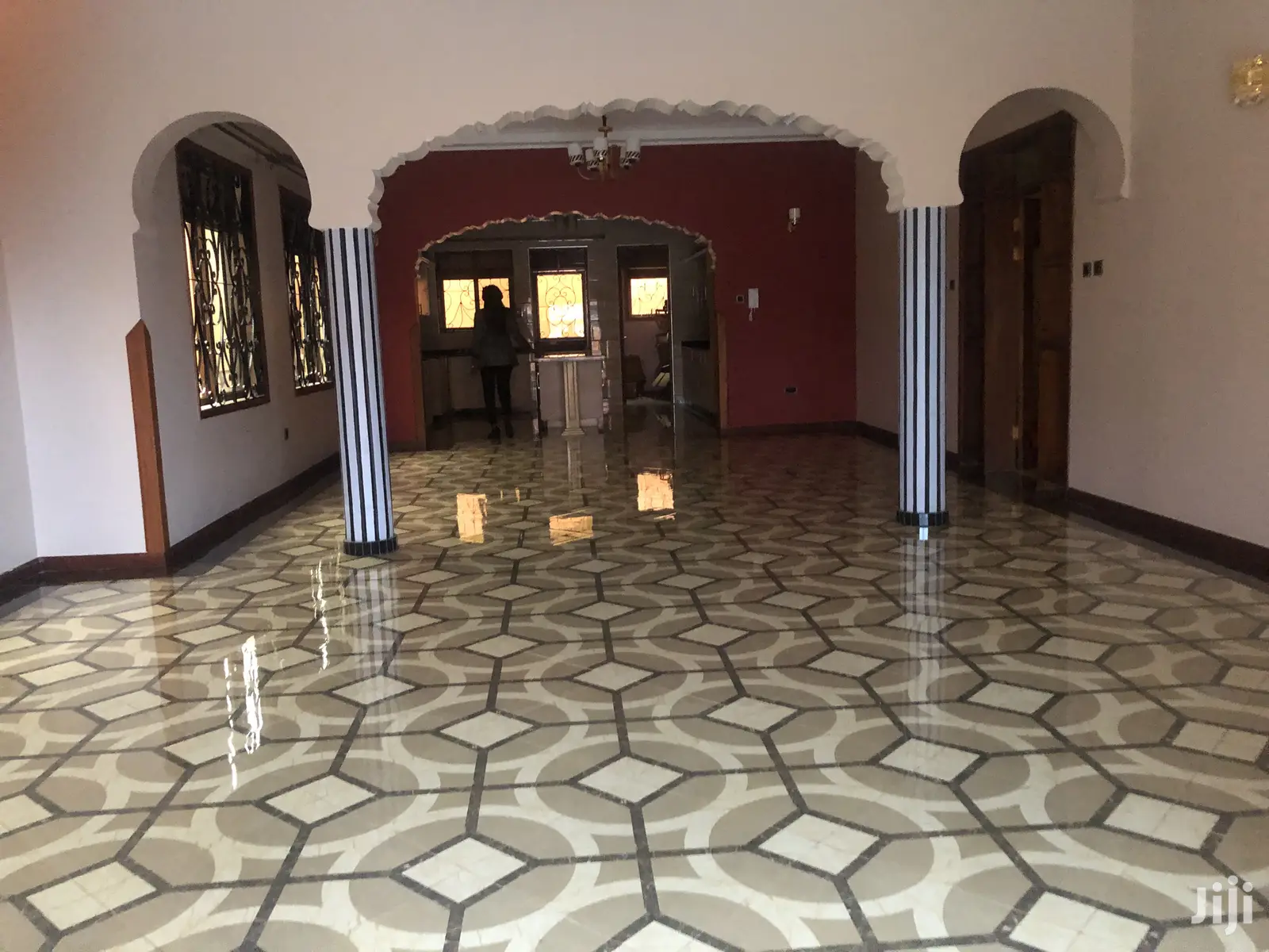 Mutungo Magnificent Bungalow on Sell in Kampala