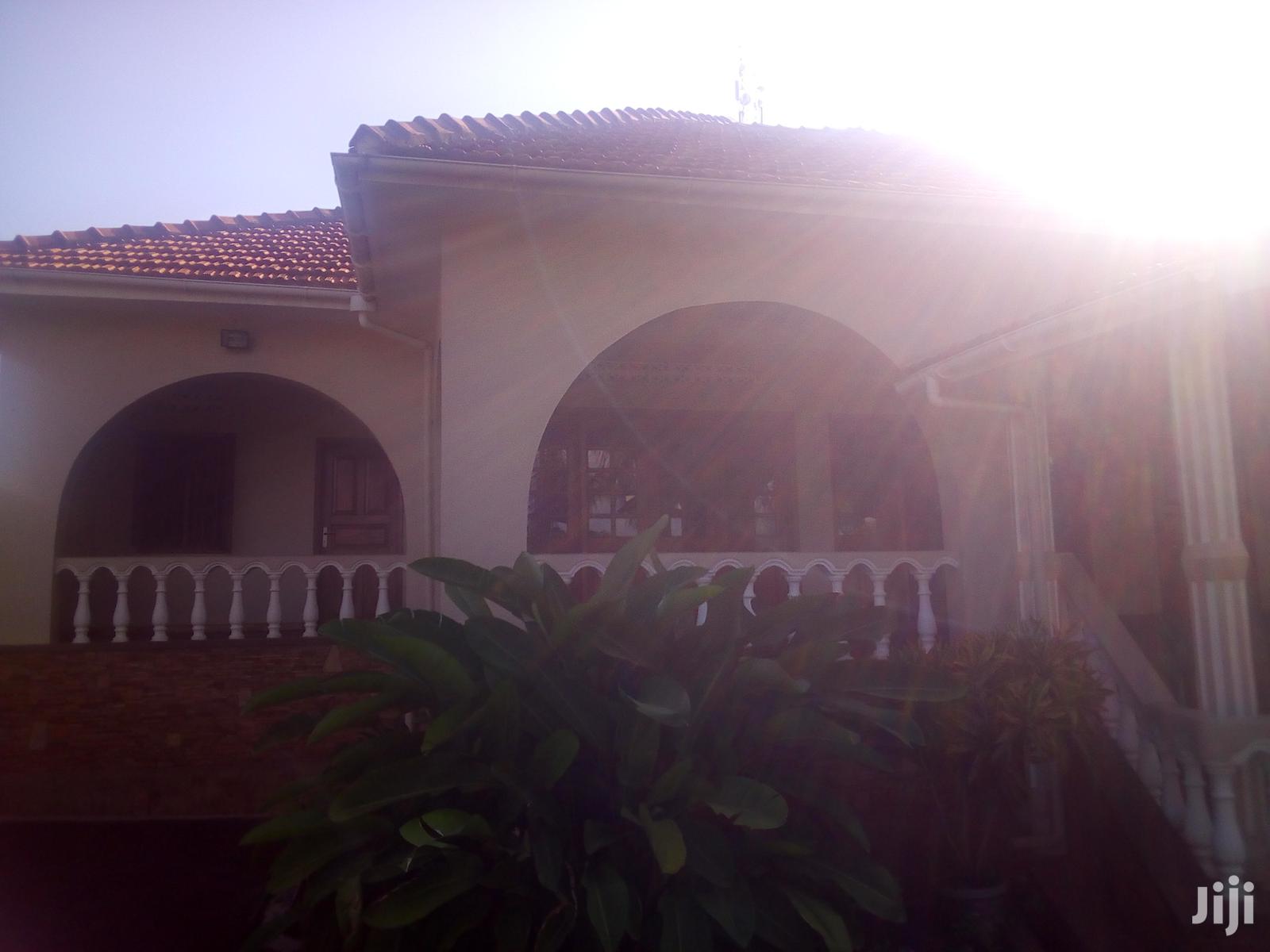 A Magnificent Banglow In Bugoloobi in Kampala