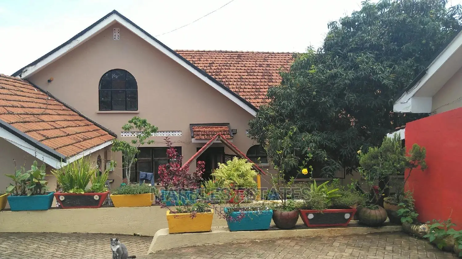 4 Bedrooms House For Rent In Bugolobi in Kampala