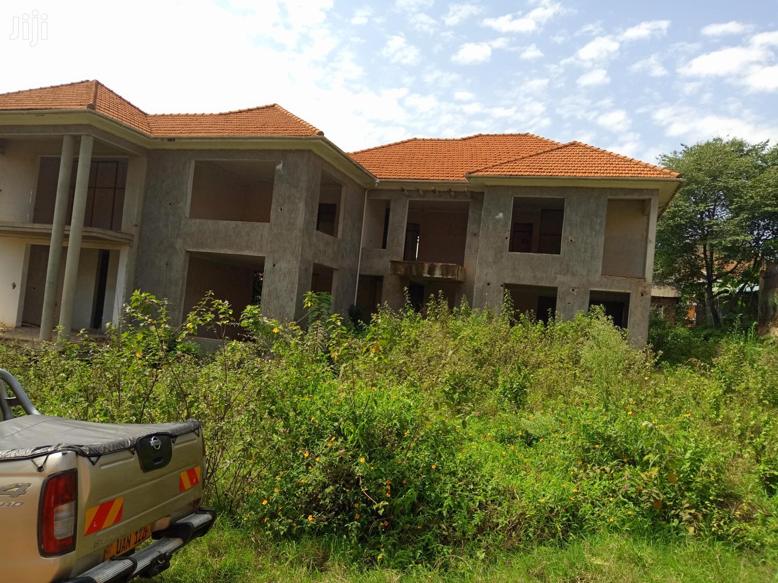 Kira Large Compound Shale Mansion on Sell in Kampala