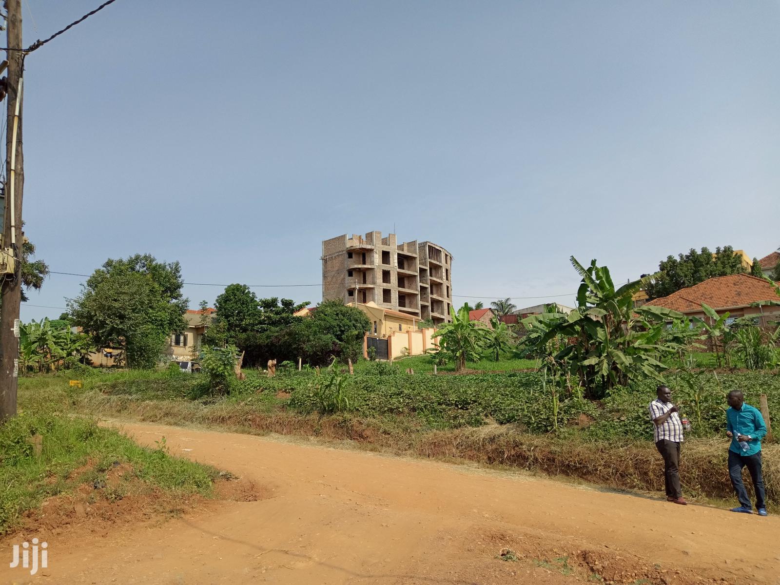 Kira Kimwani 25 Decimals Land Near Tarmack for Sale in Kampala