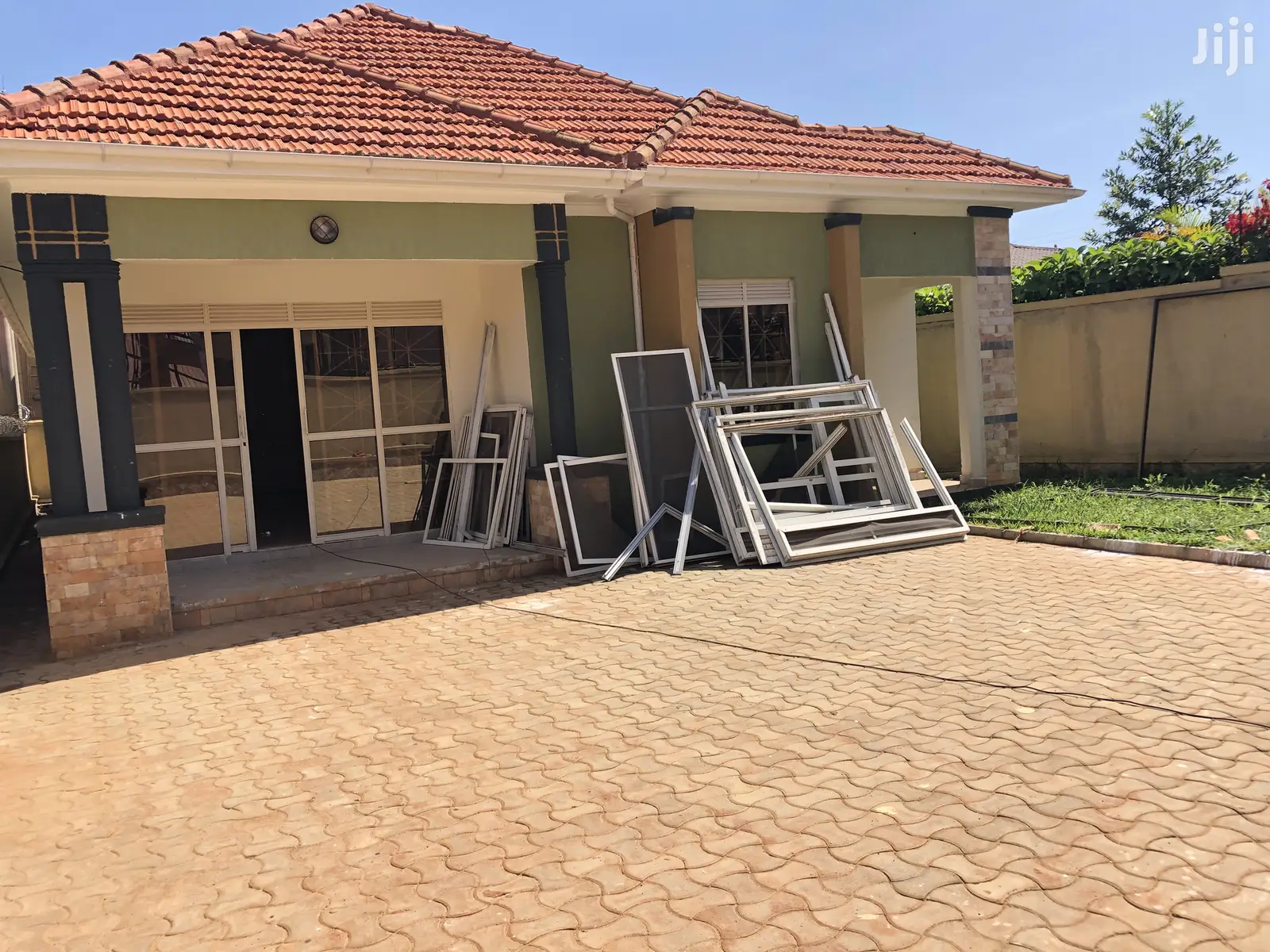 Kira Mamerito Road Gallant House on Sale in Kampala