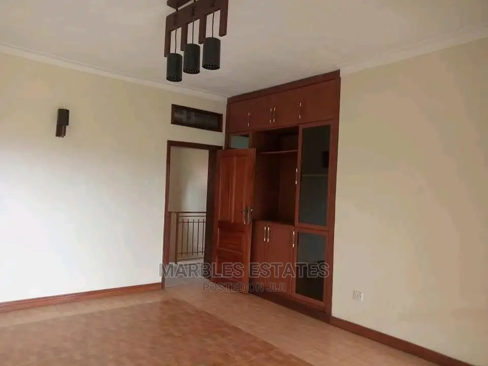 Beautiful 5 Bedrooms House For Rent In Bugolobi in Kampala
