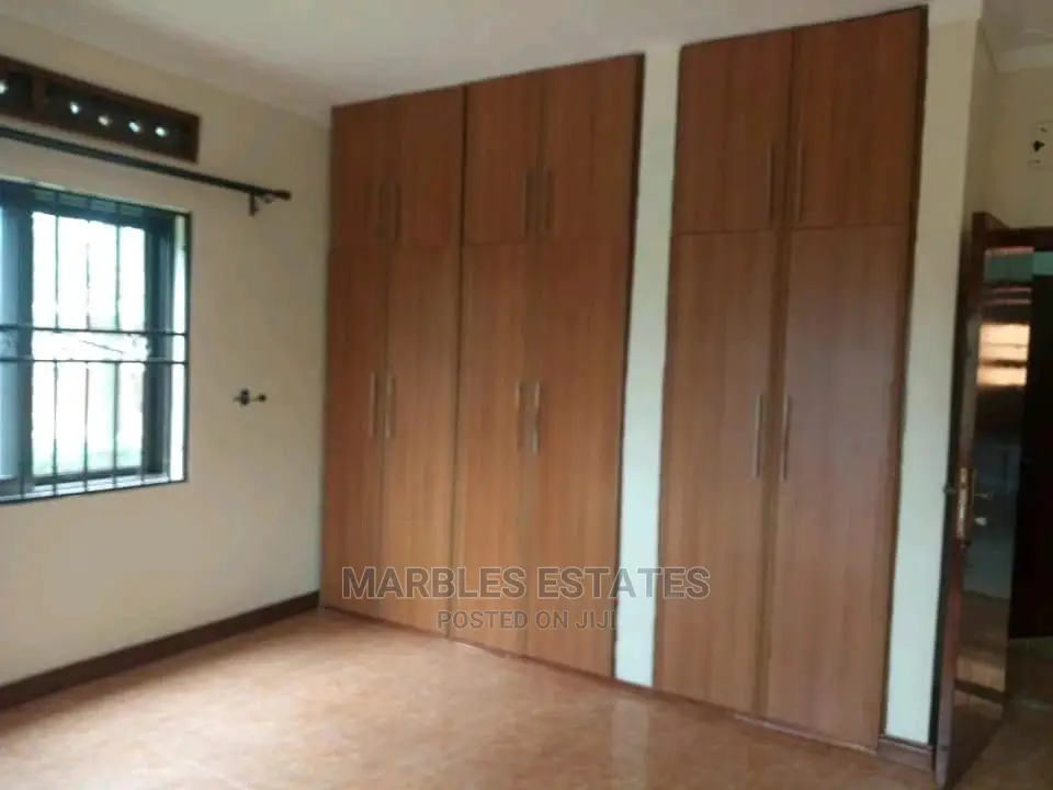 Beautiful 5 Bedrooms House For Rent In Bugolobi in Kampala