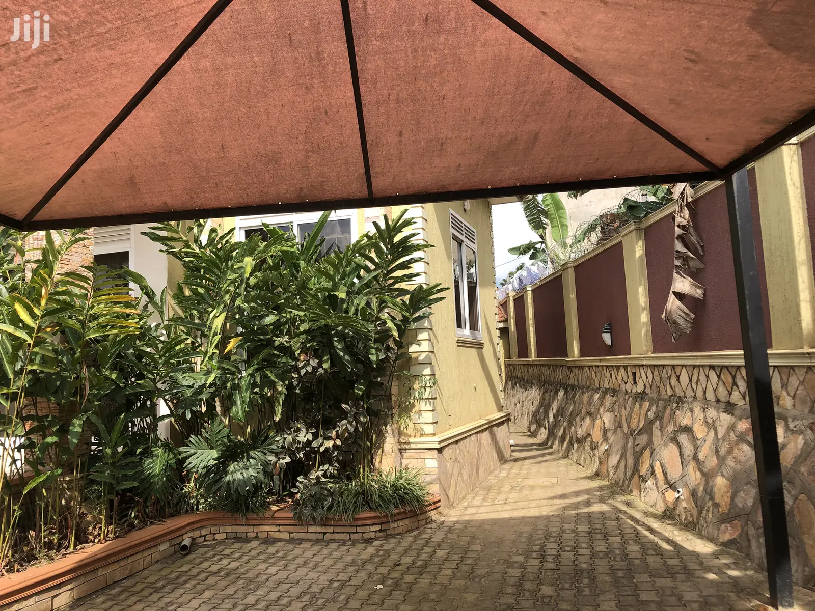 Kiira Magnificent Modern Mansion on Sale in Kampala