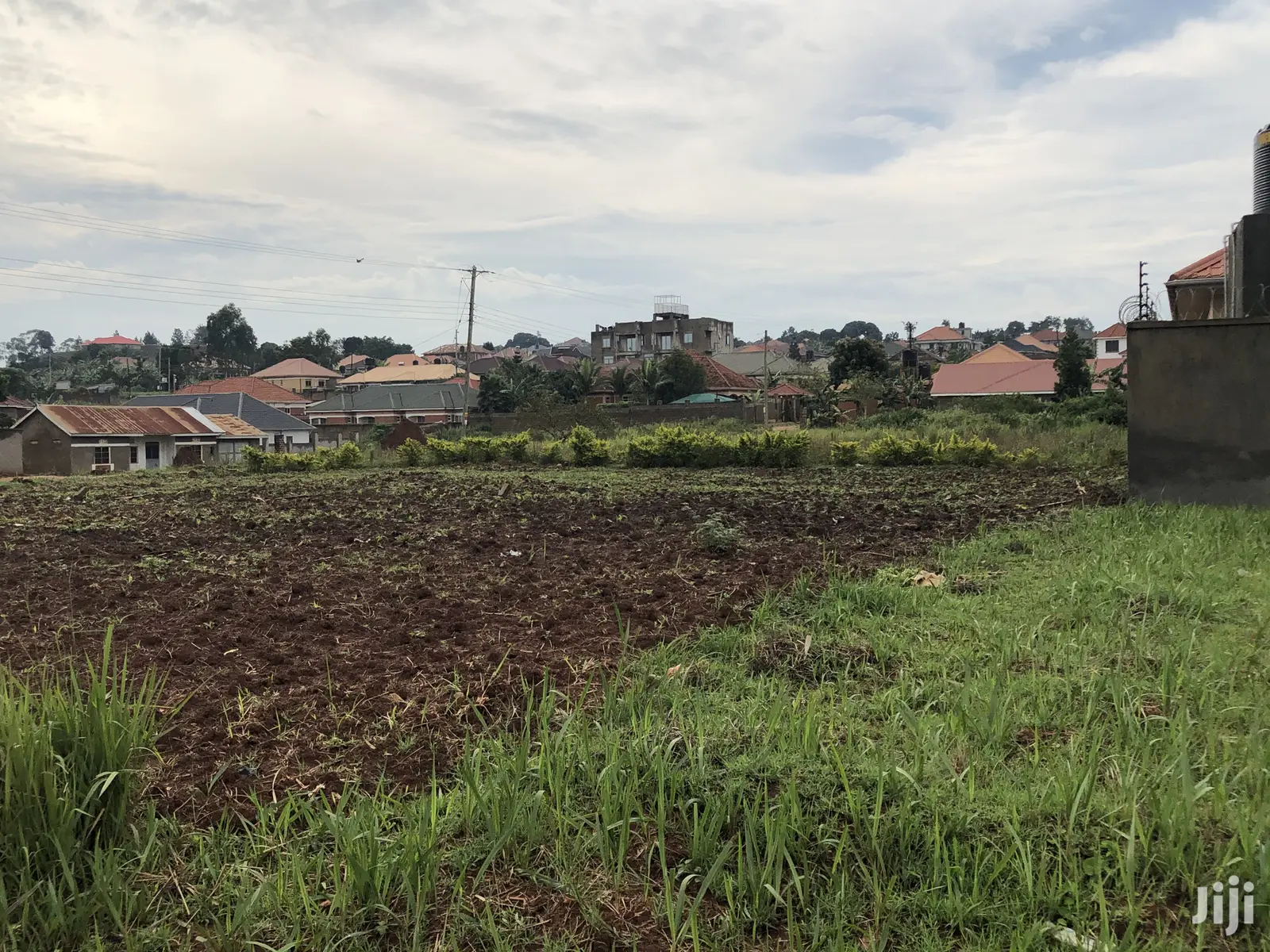 Hot,Kira Kimwani 25 Decimals Land Near Tarmack on Sale in Kampala