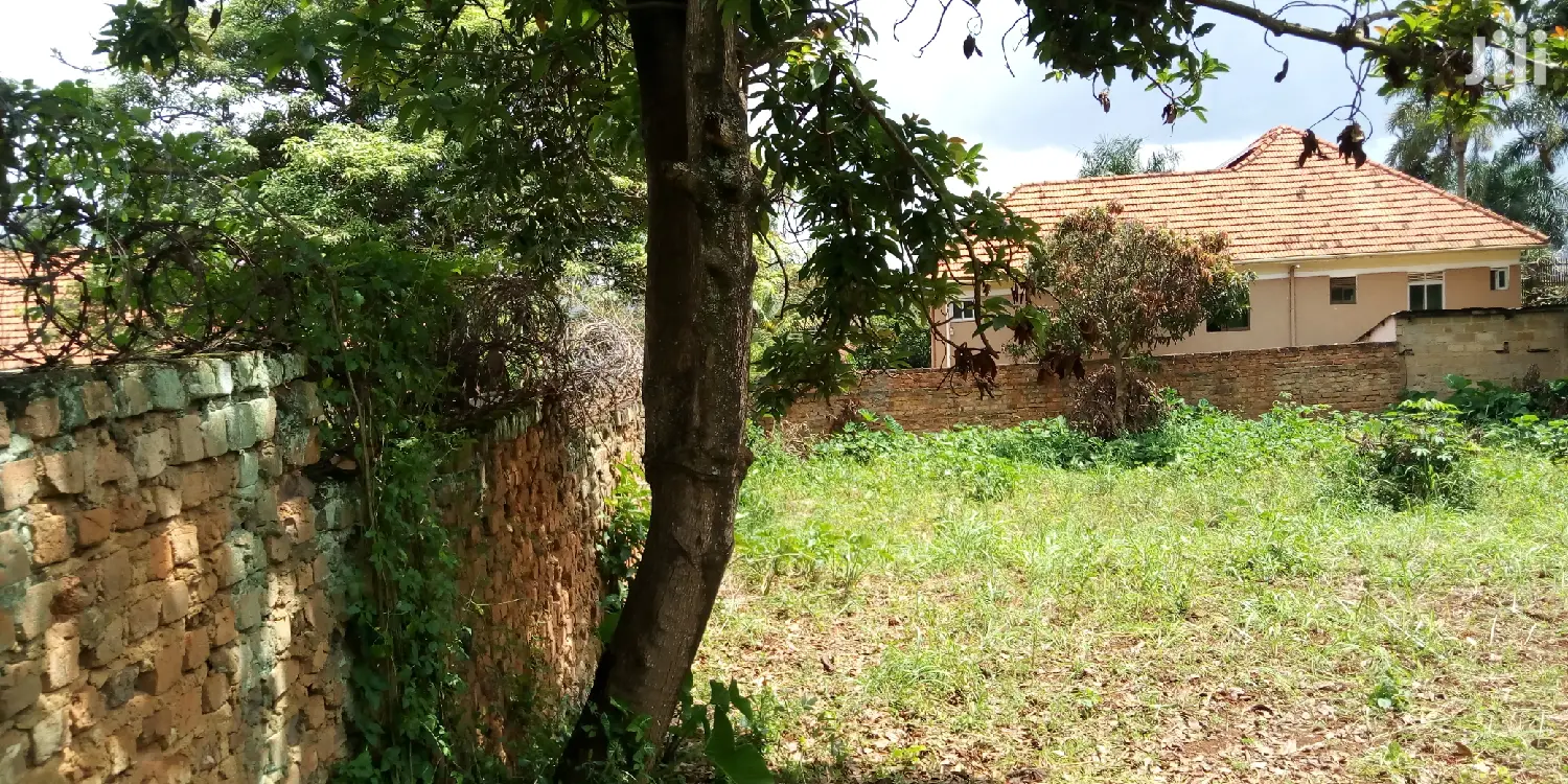 Naguru Plot Is for Sale in Kampala