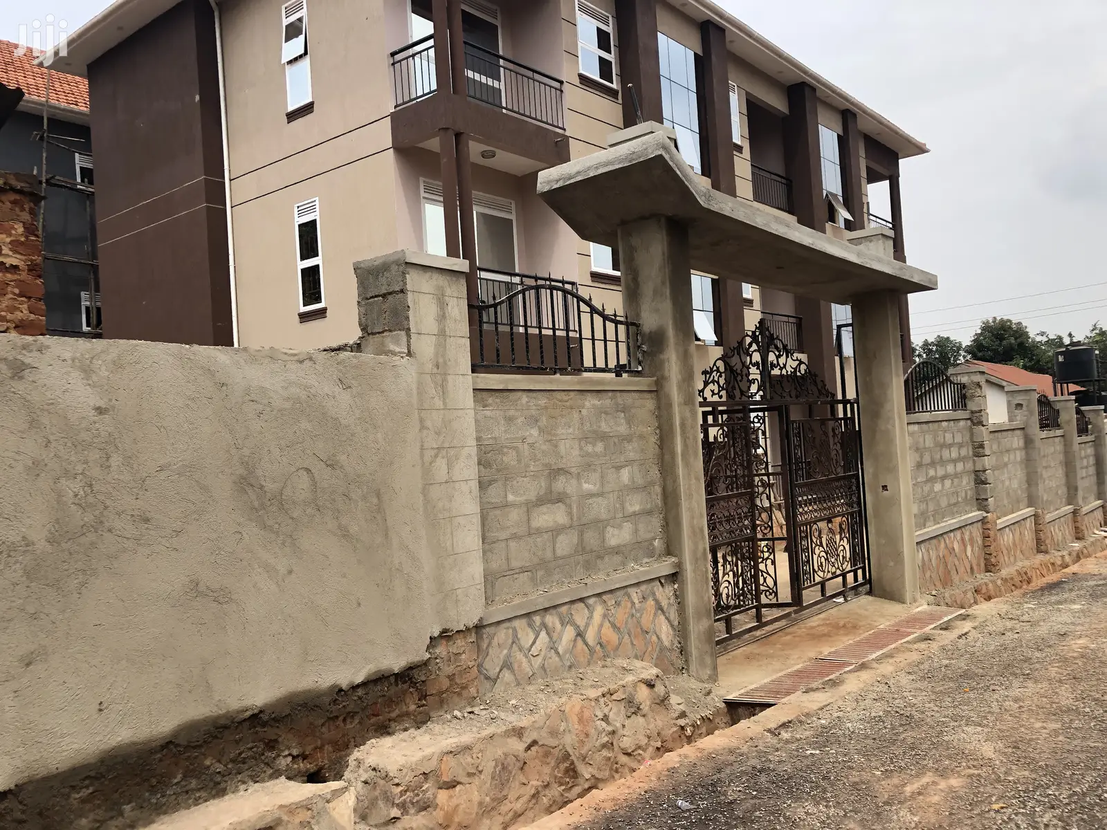 Kiwatule Apatments on Sell in Kampala
