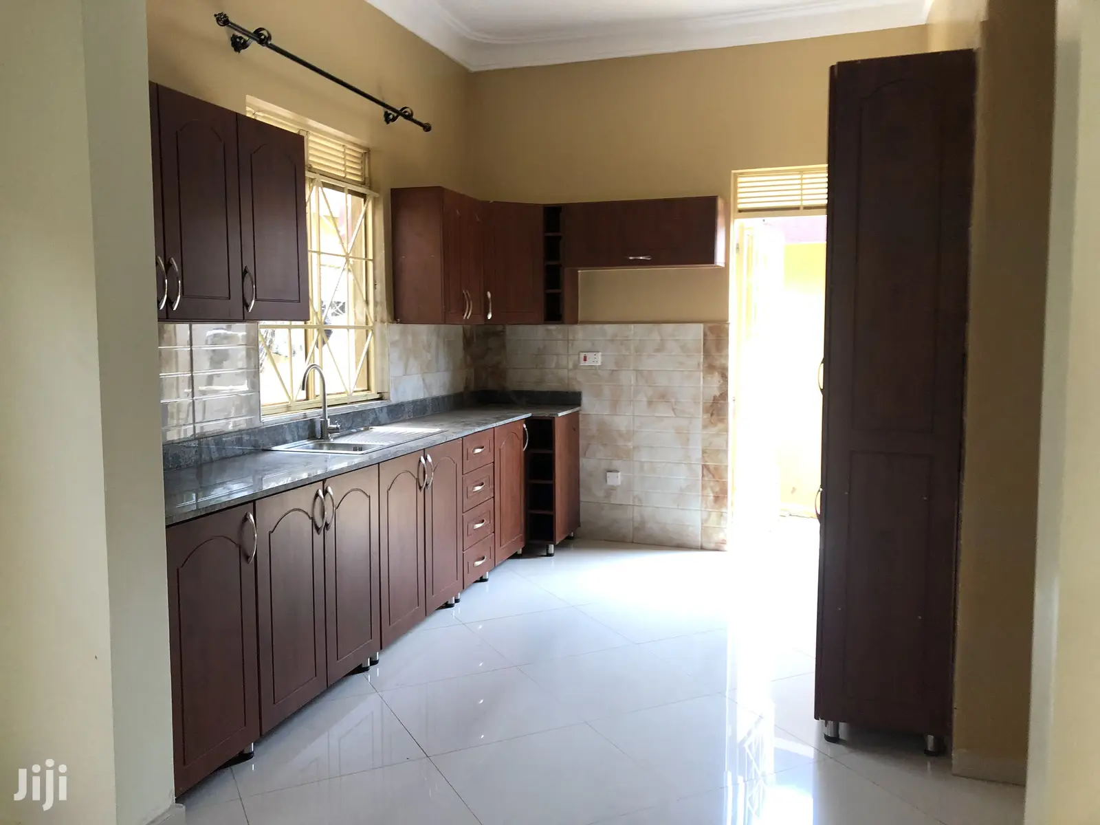 Price Cut,Kira Mamerito Road House on Sale in Kampala