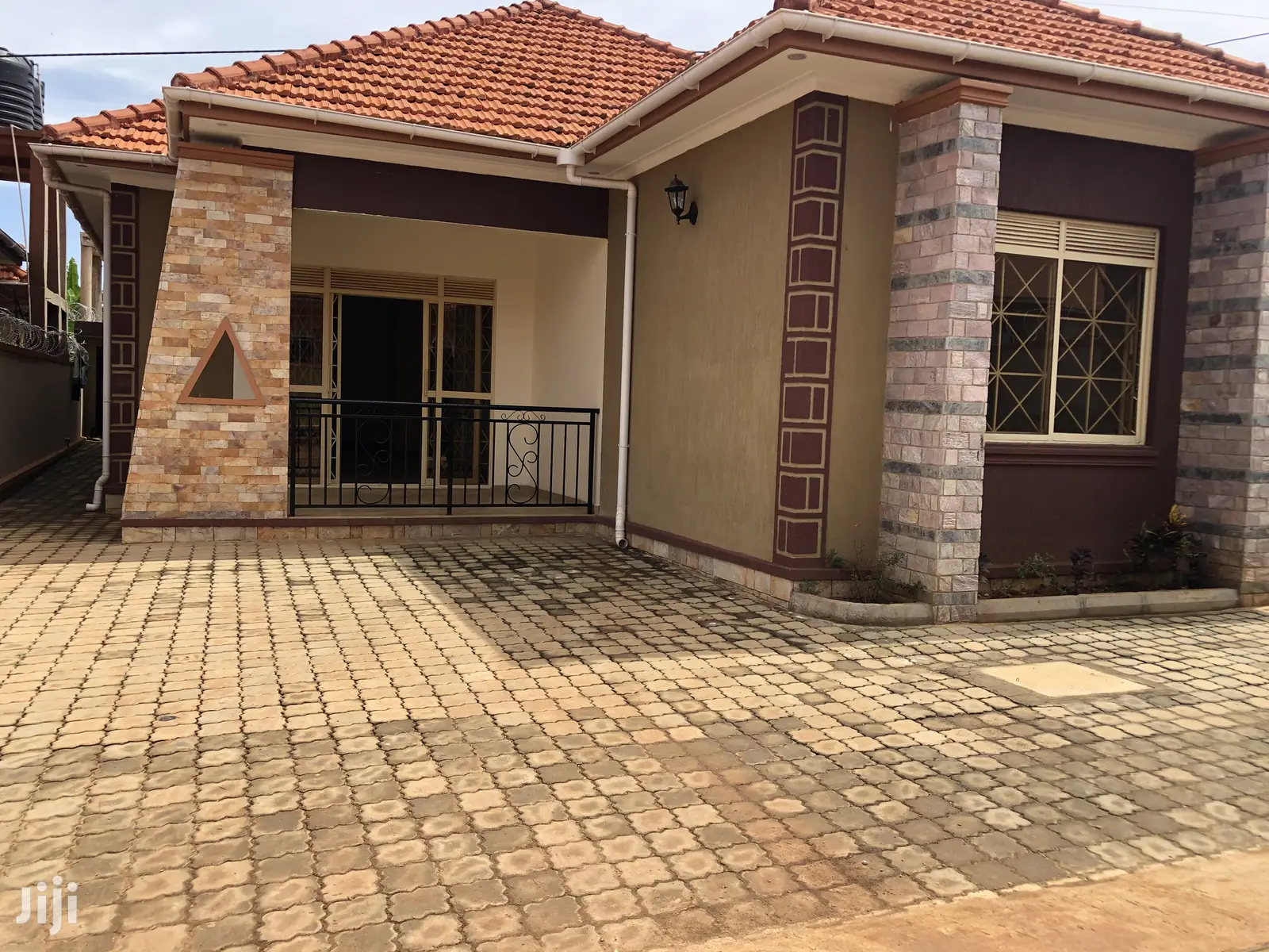 Price Cut,Kira Mamerito Road House on Sale in Kampala
