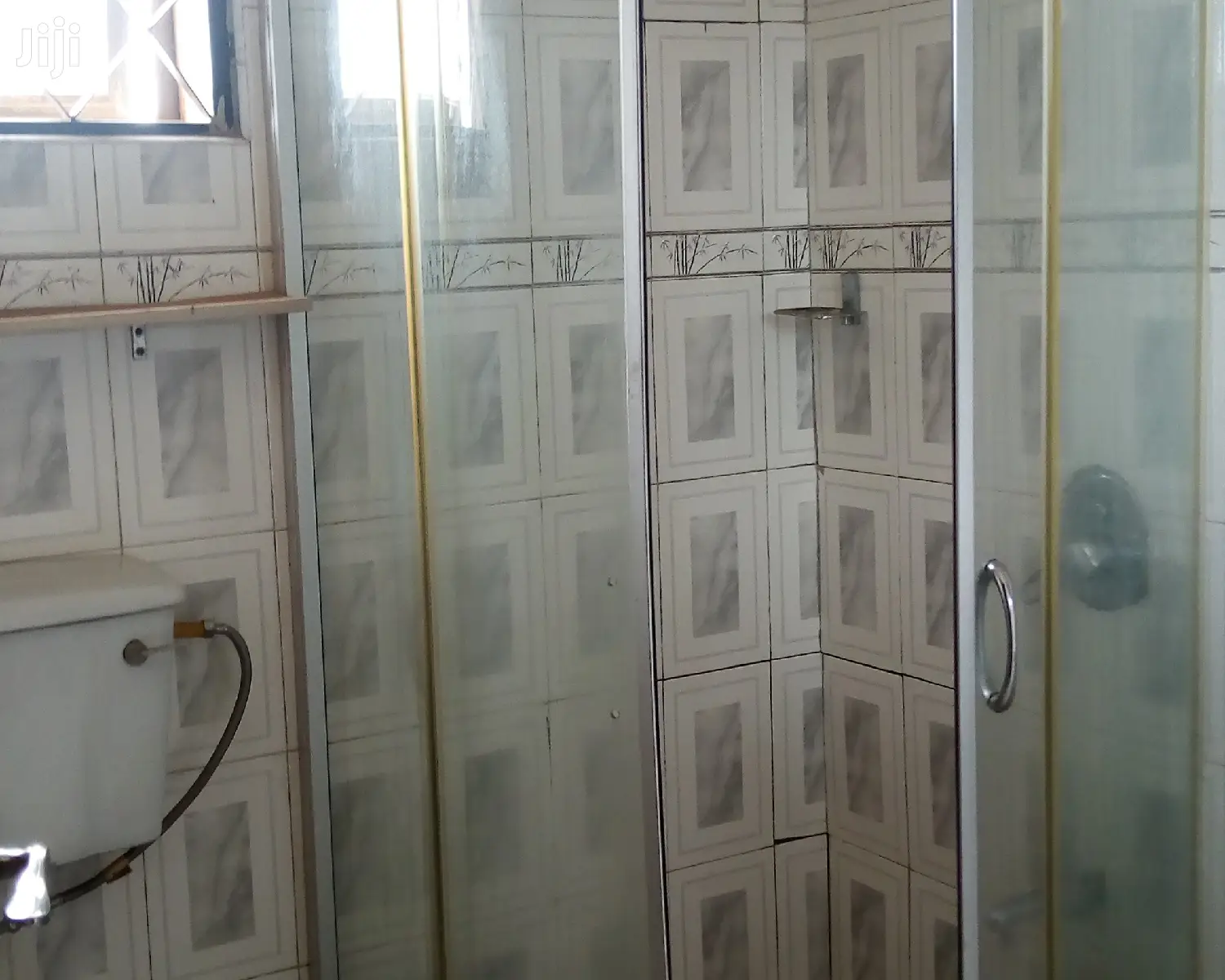 Kisaasi Apartment Is For Rent in Kampala