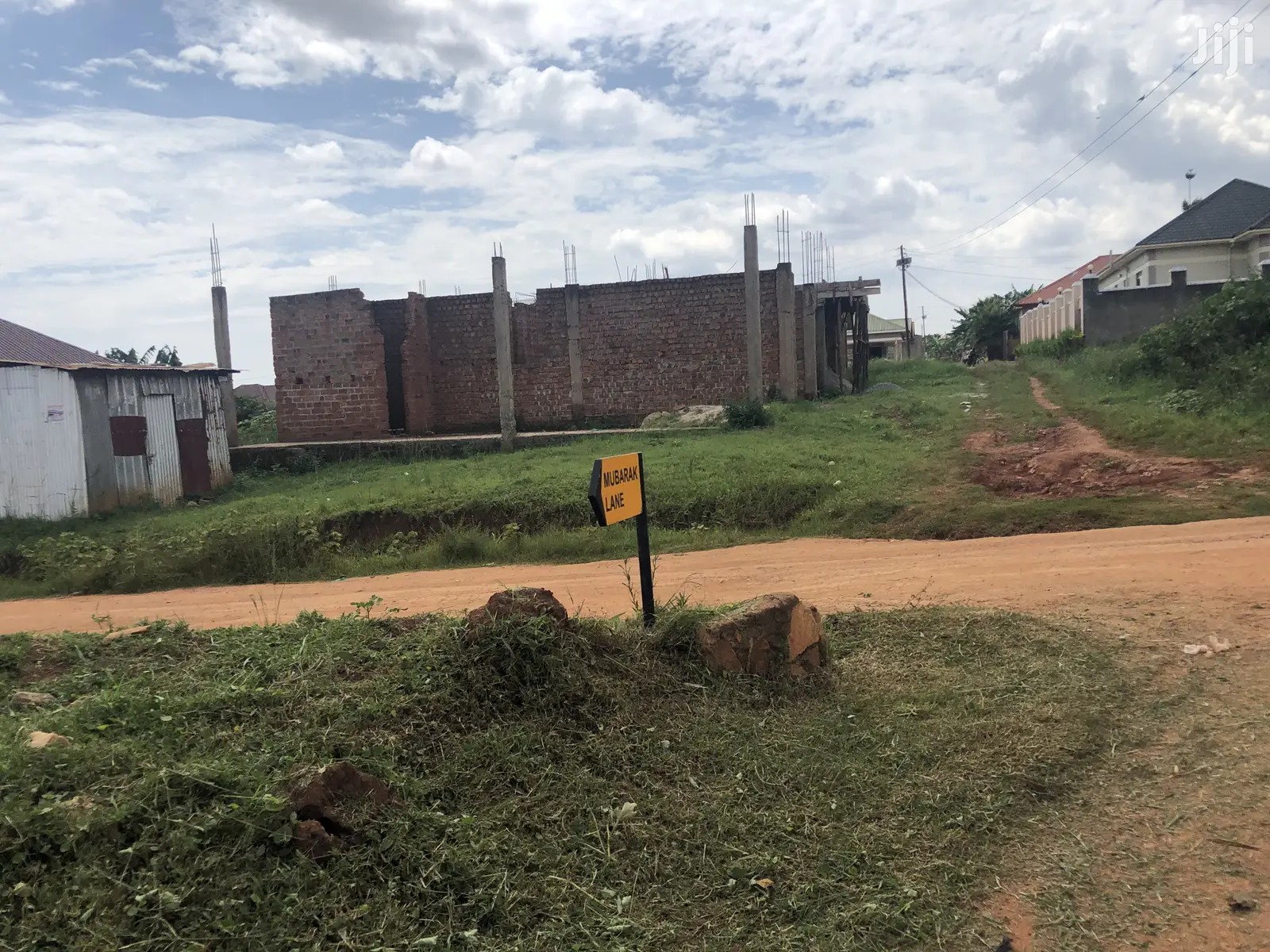 25 Decimals at Kira Kimwani Near Tarmac on Sale in Kampala