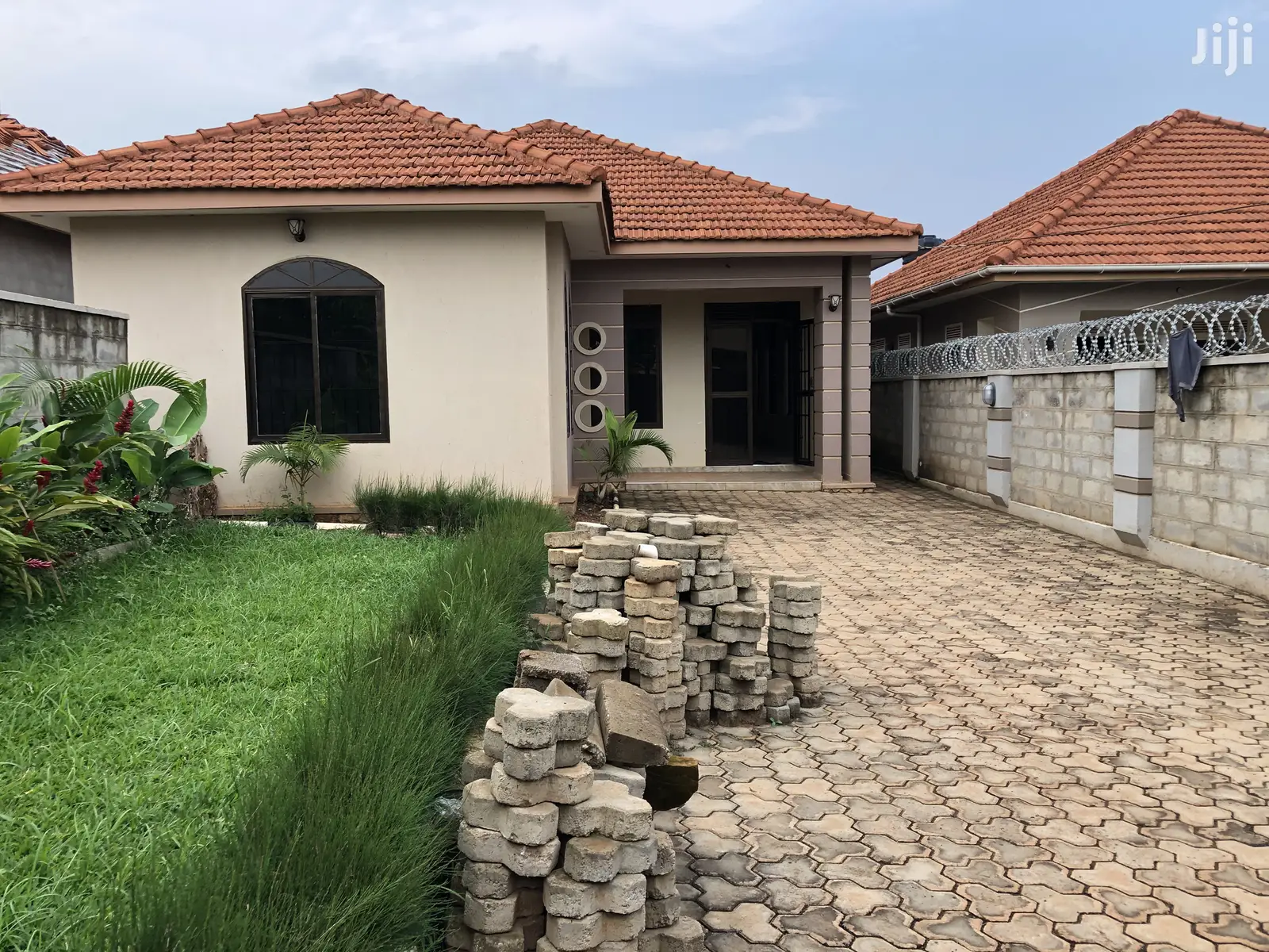 New House in Najjera for Sale in Kampala