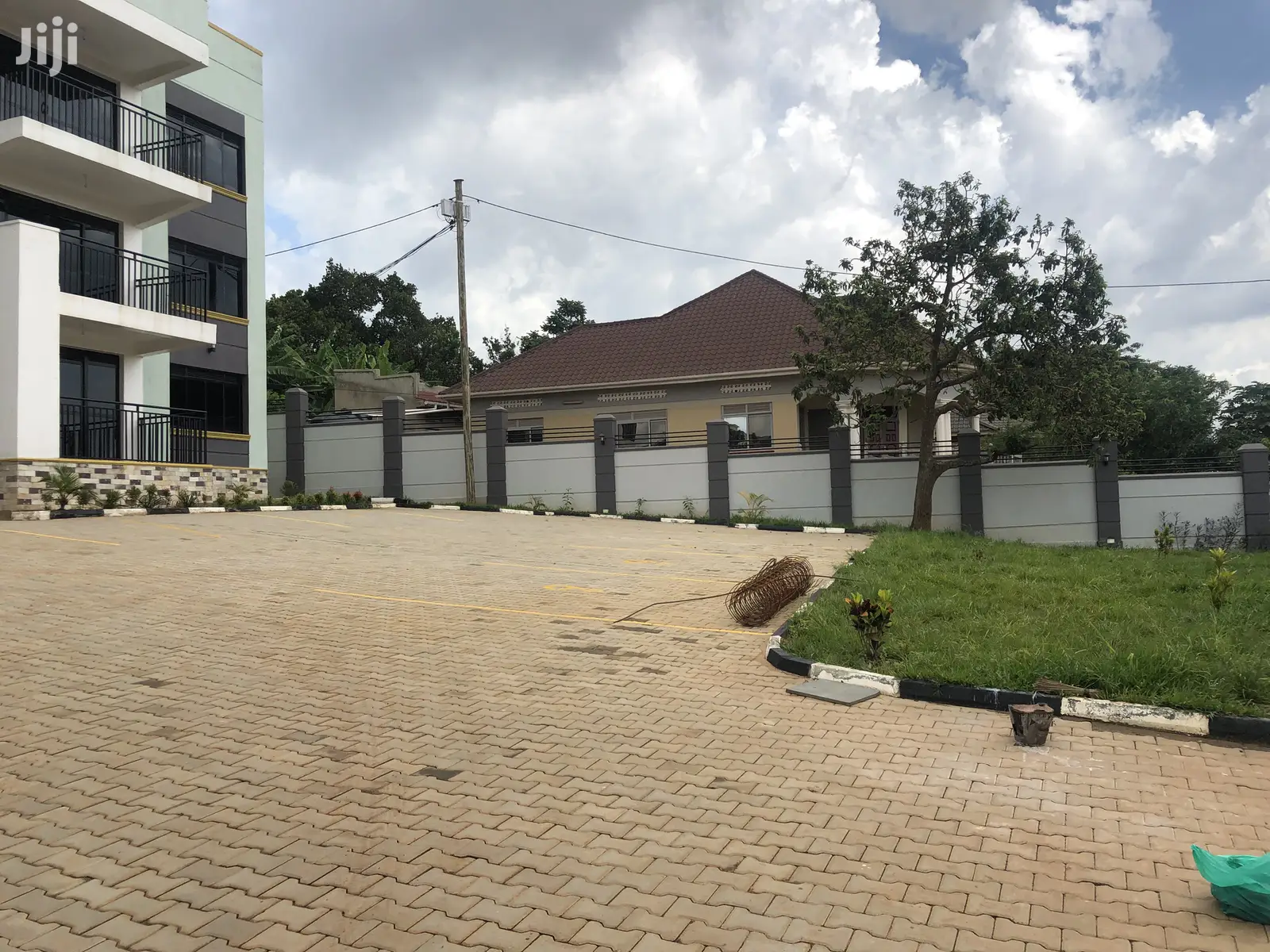 Kira Three Bedrooms Condos With Big Parking on Sell in Kampala