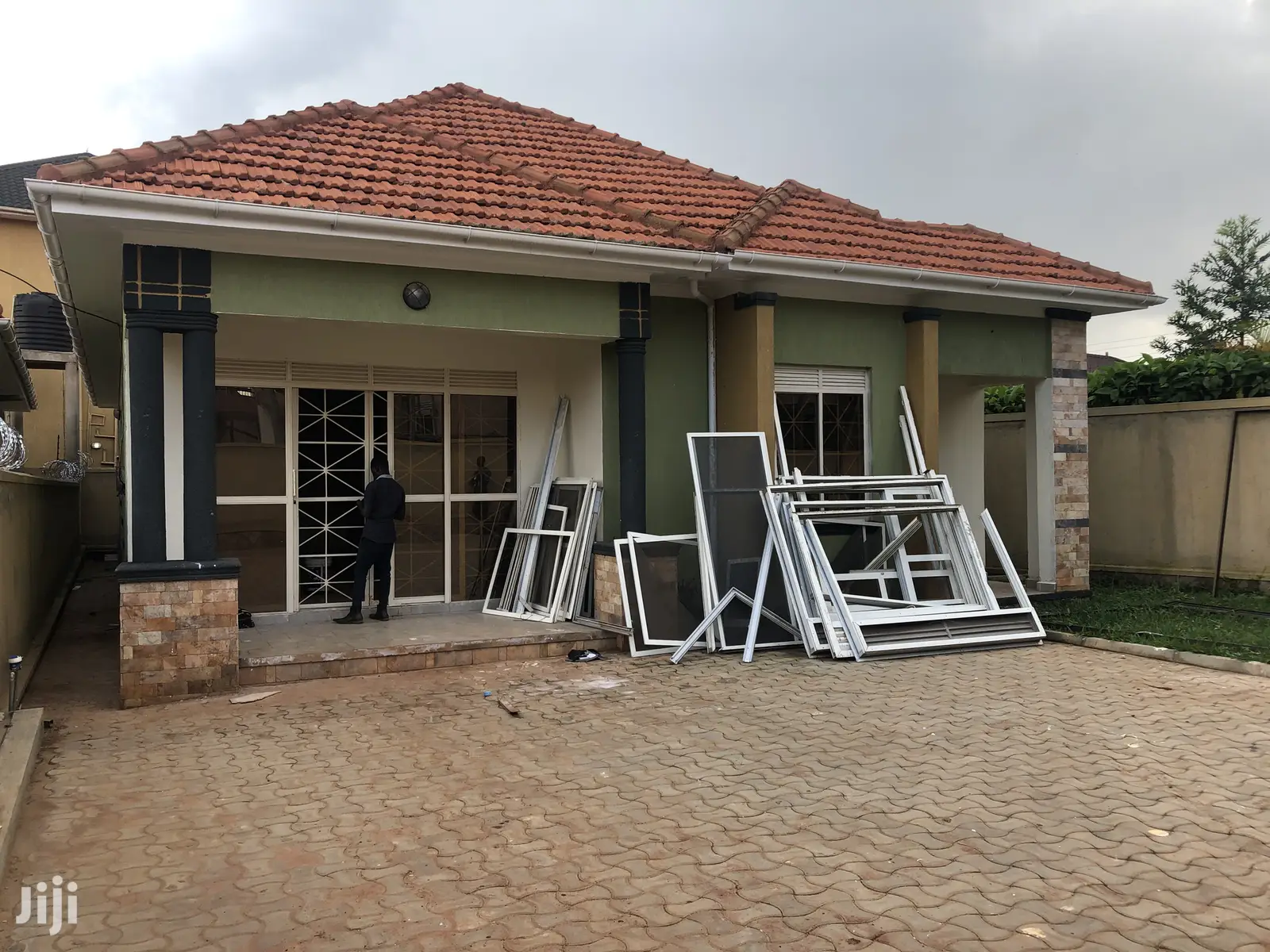 Kira Along Mamerito Road Lovely Home on Sale in Kampala