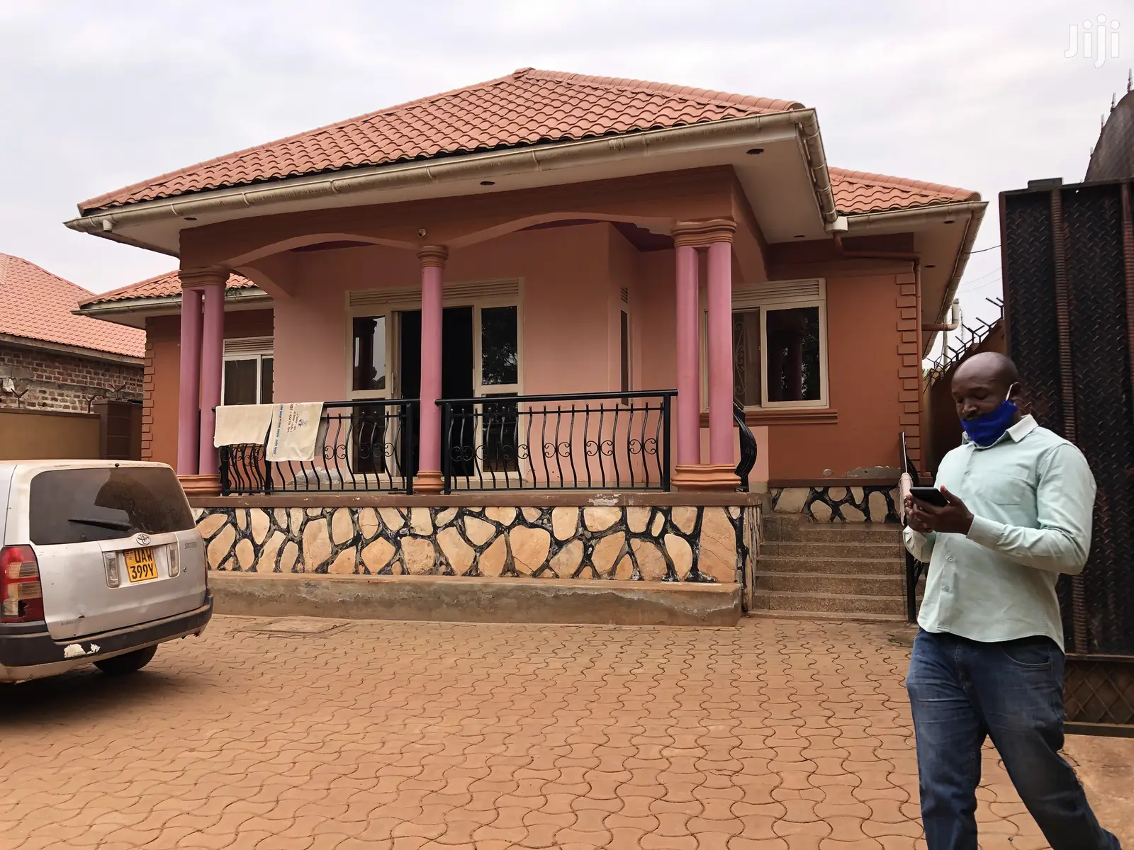 Quicksell,Najjera Fine Home in Kampala