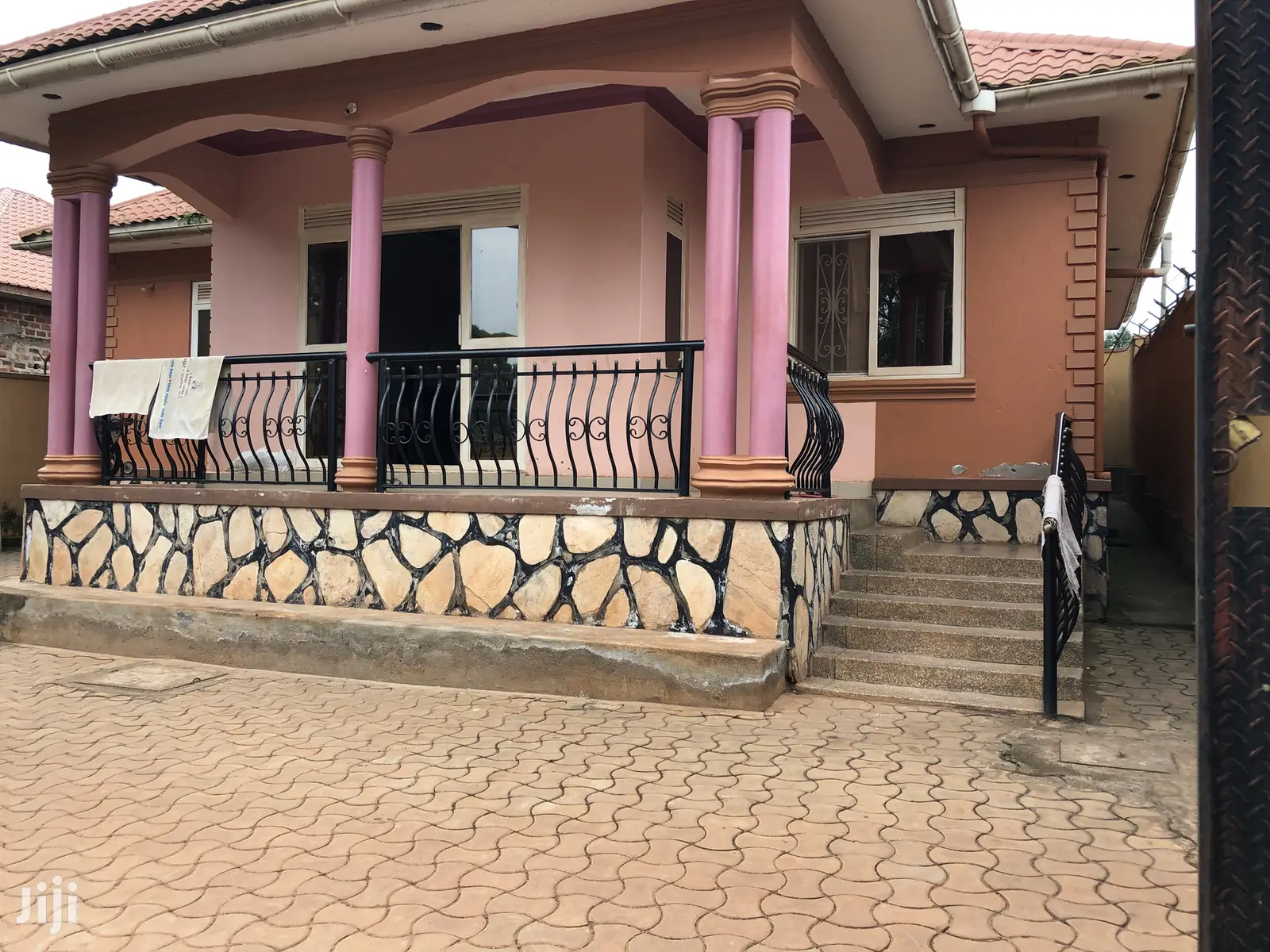 Quicksell,Najjera Fine Home in Kampala