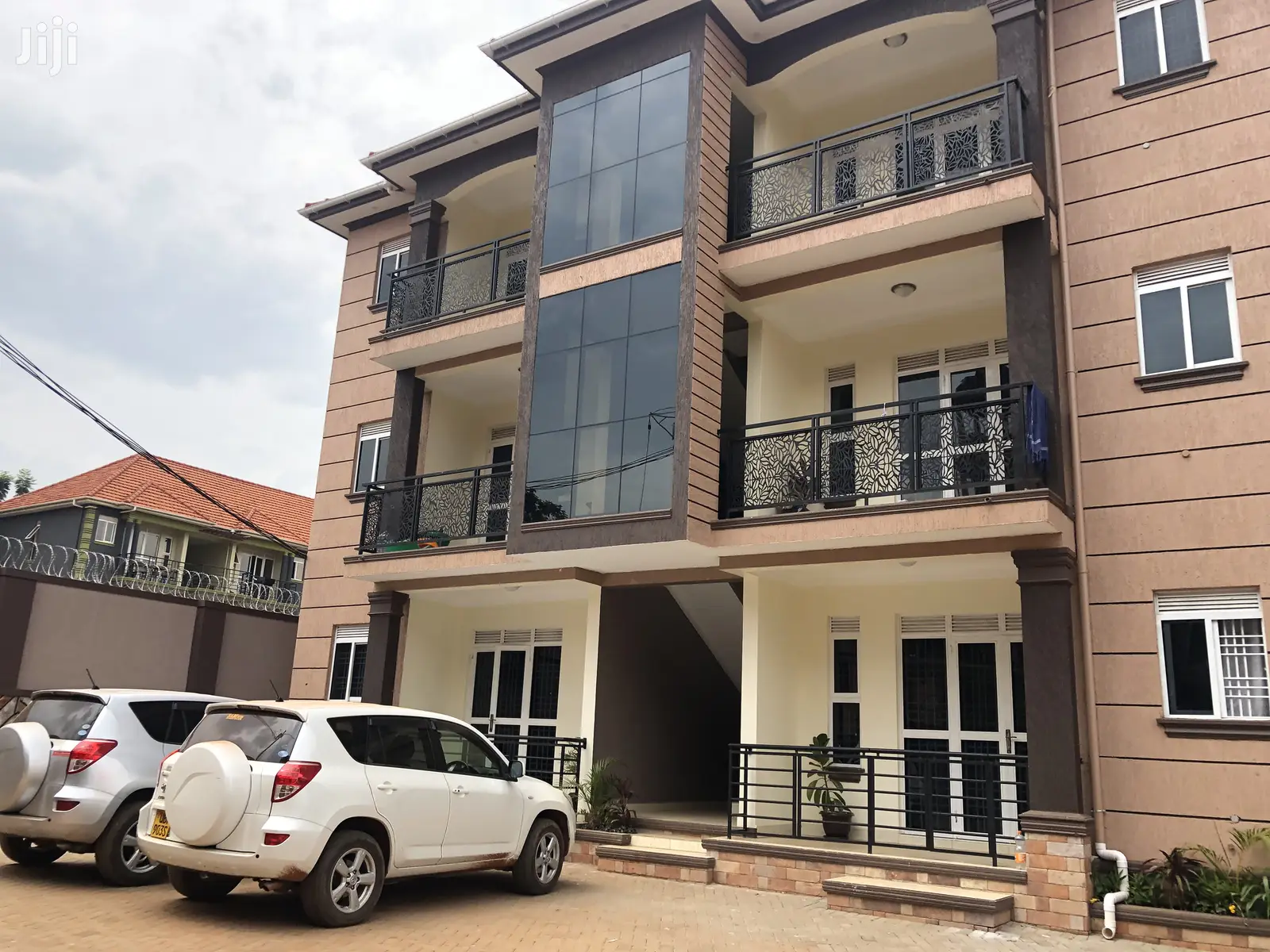 Quick Offer,Classy Apartments in Kisaasi on Sale in Kampala