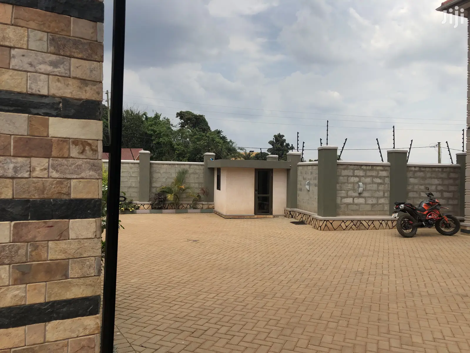 Kampala State Of The Art Apartments On Sell in Kampala