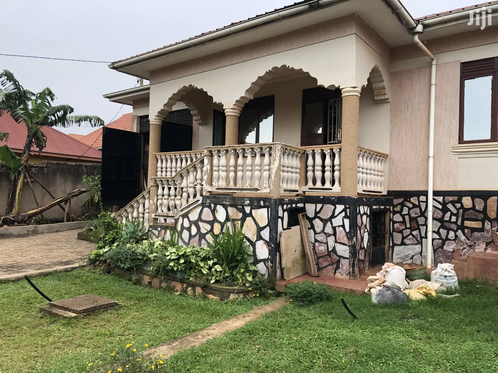 Kira Kito Fairy Used Home by the Tarmack on Sell in Kampala