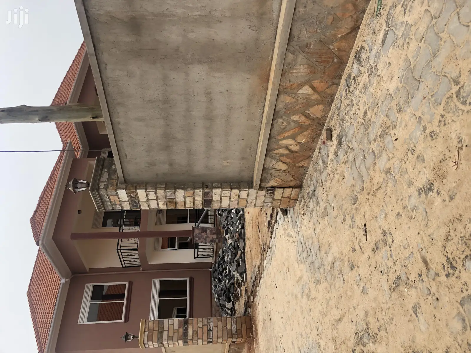 Kira Home With Six Bedrooms on Quick Sell in Kampala