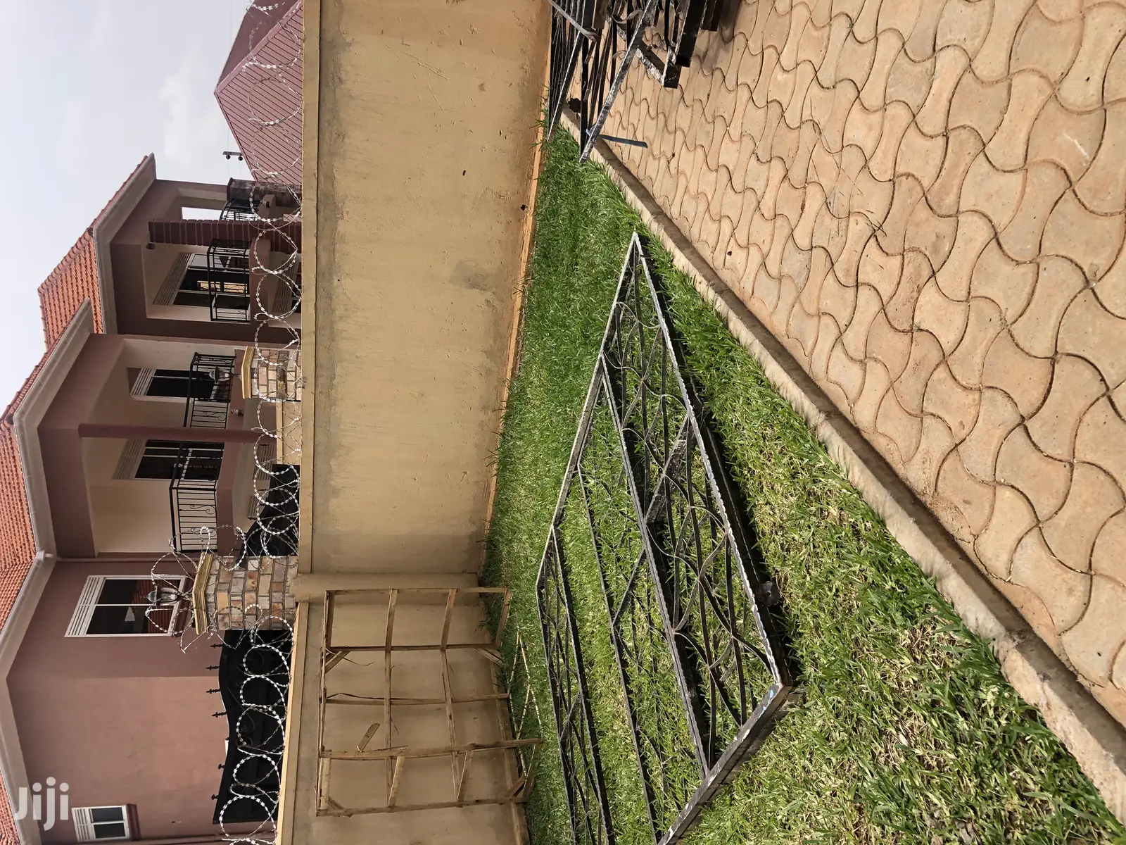 Kira Home With Six Bedrooms on Quick Sell in Kampala