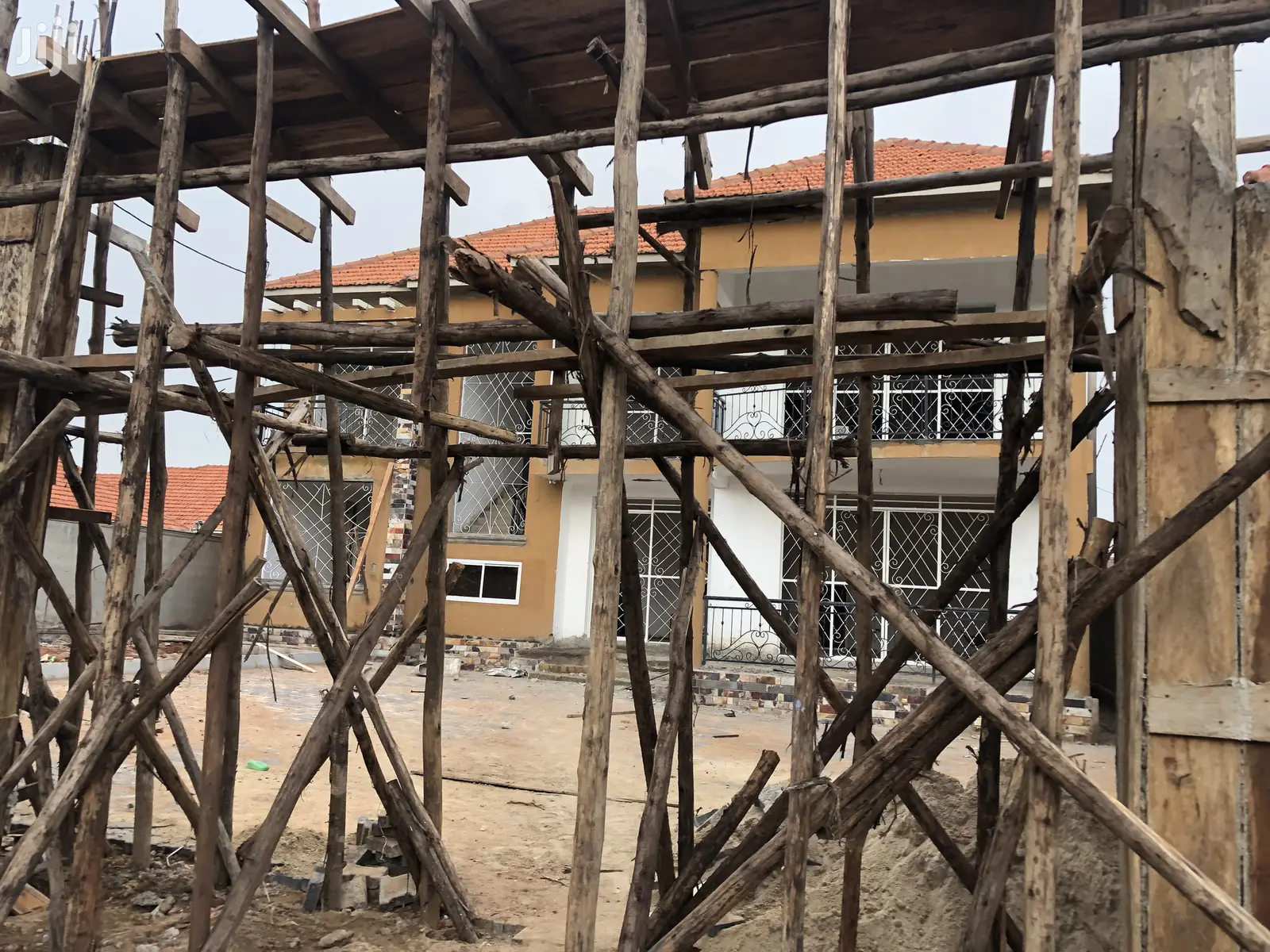 Six Bedrooms Mansion In Kira For Sale in Kampala
