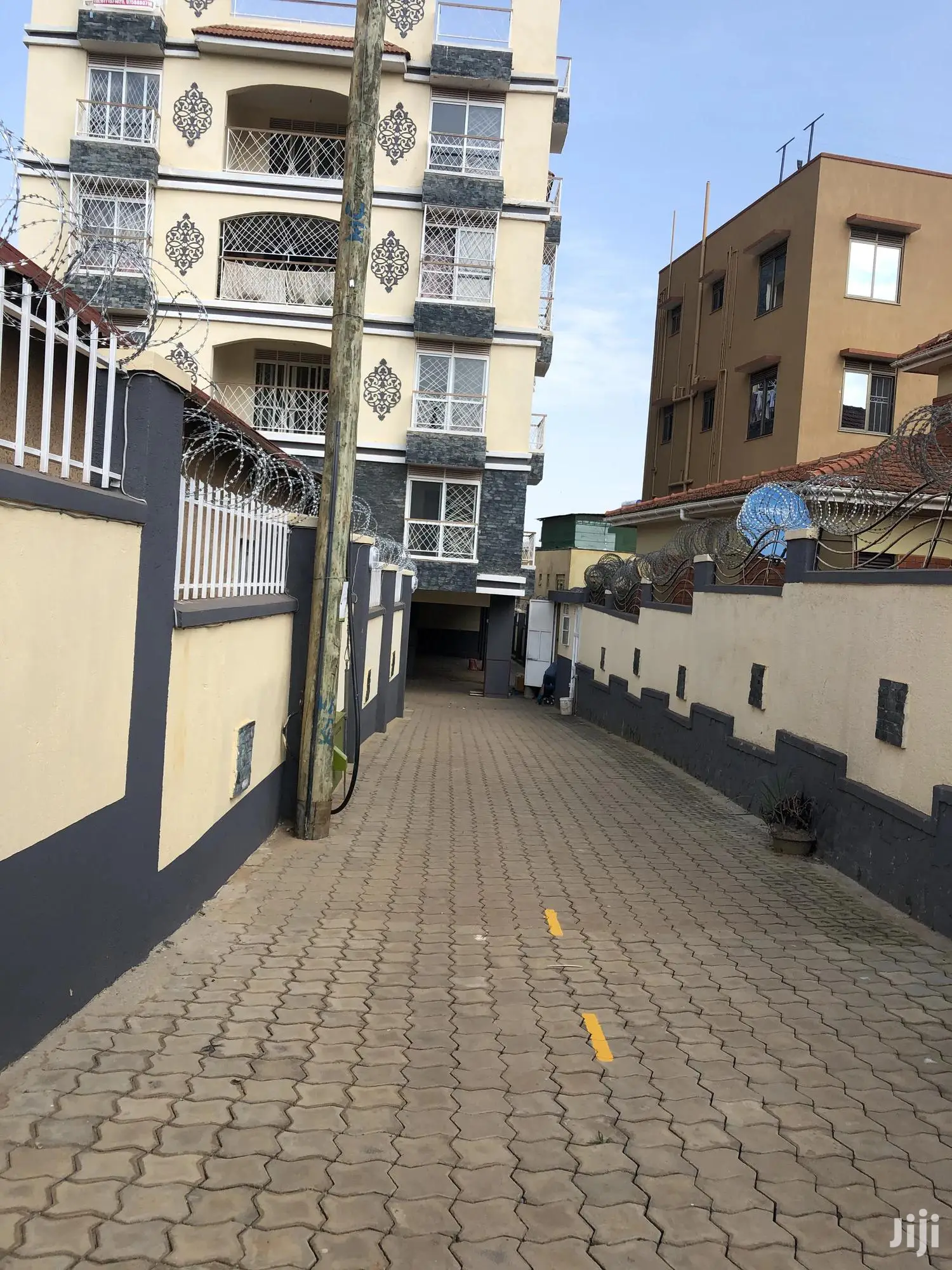 Muyenga 2 Bedroom Condominium For Sale in Kampala