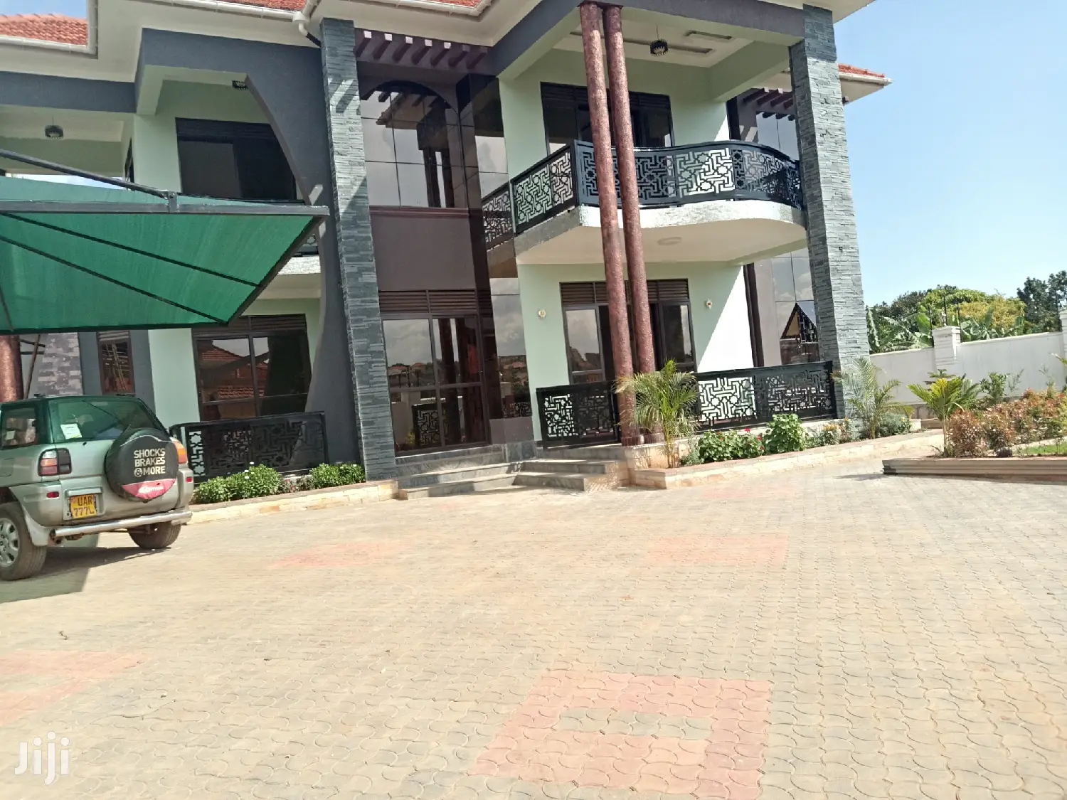 Seven Star Mansion in Najjera on Sell in Kampala