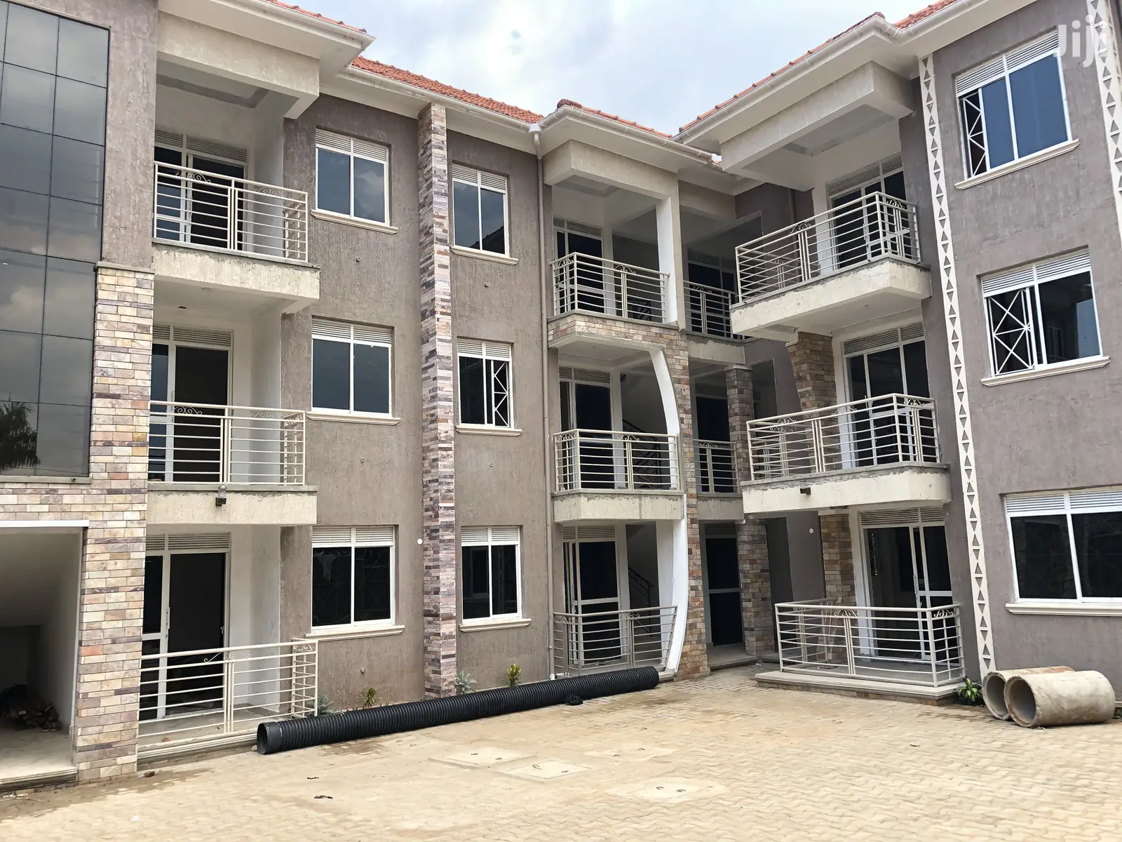 Splendid Apartments in Kampala on Sell in Kampala