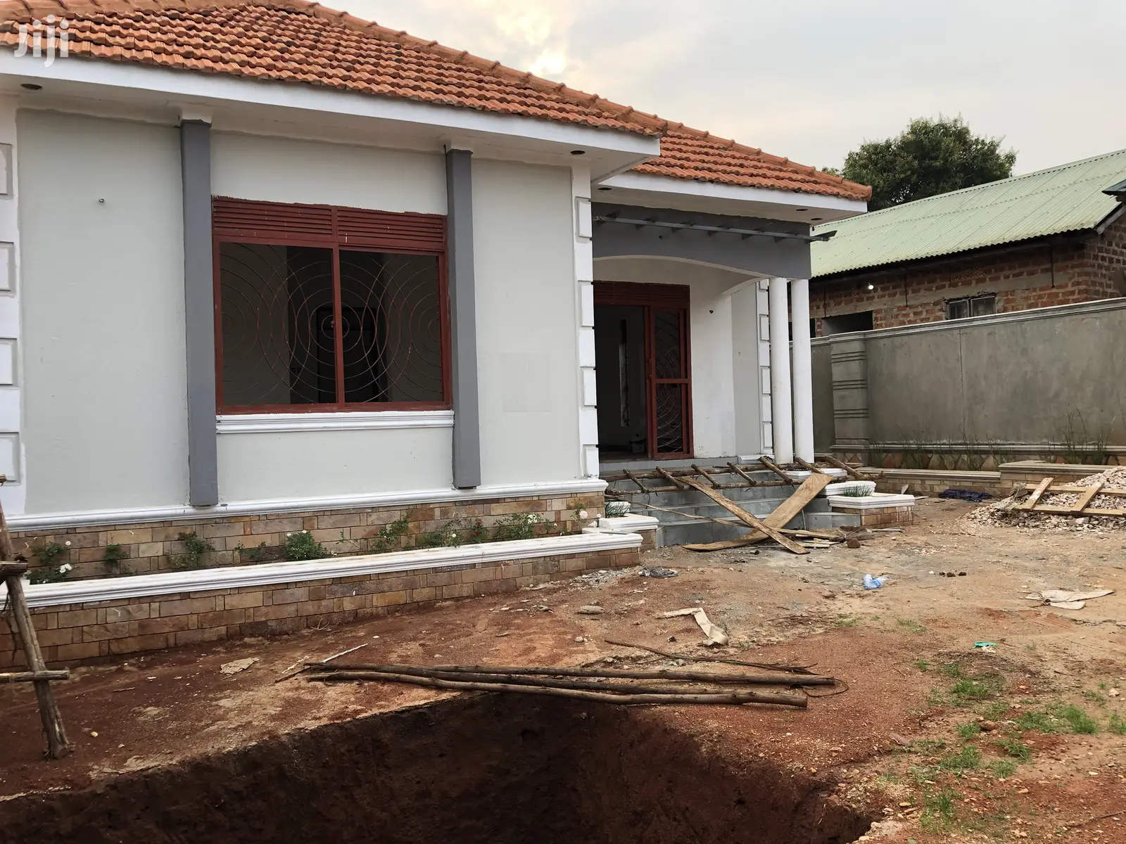 Bungaloo in Nakwero on Sell in Kampala